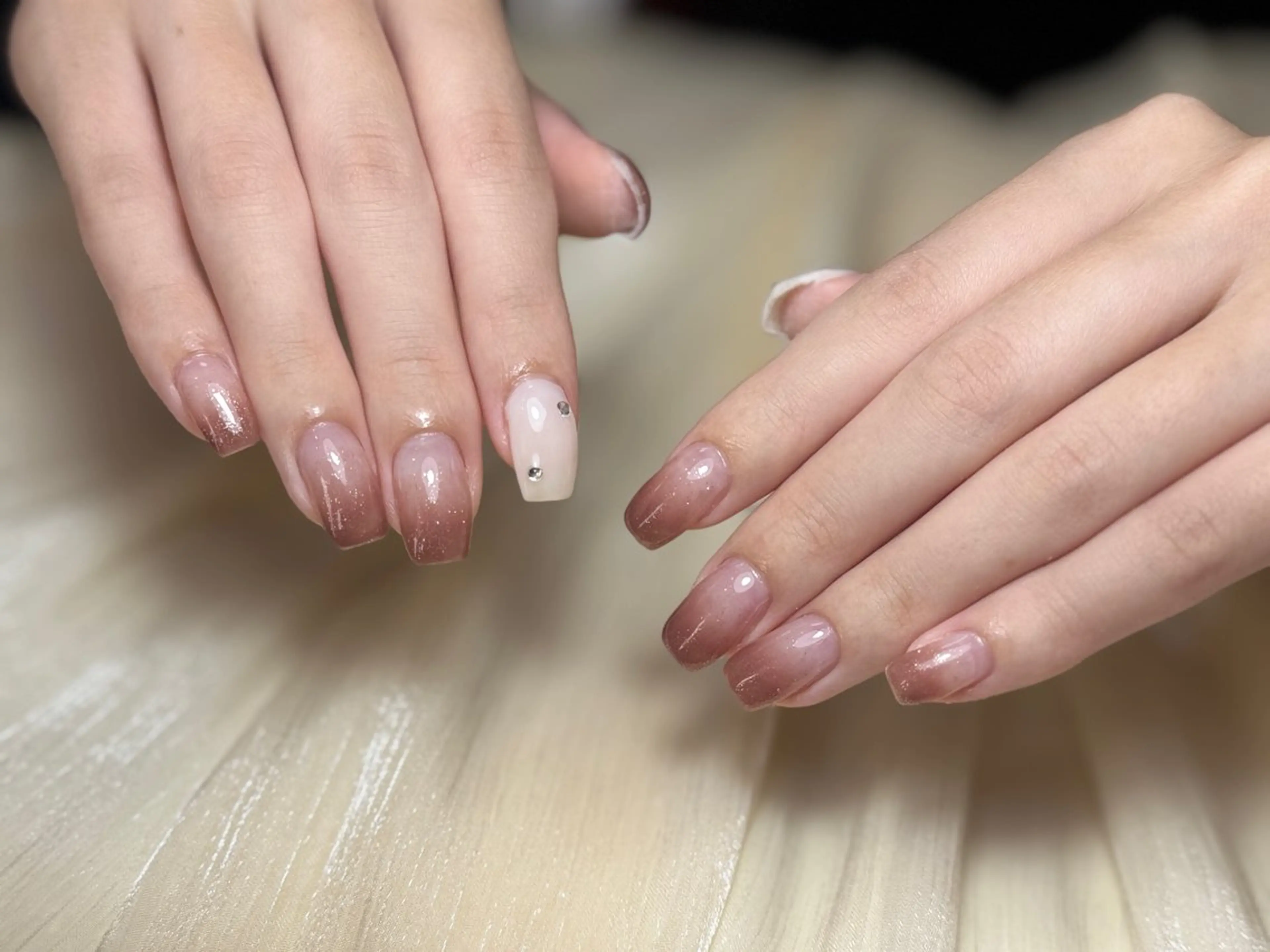 ネイル ハンドネイル ハンドケア DEMAIN- ERIのネイルデザイン