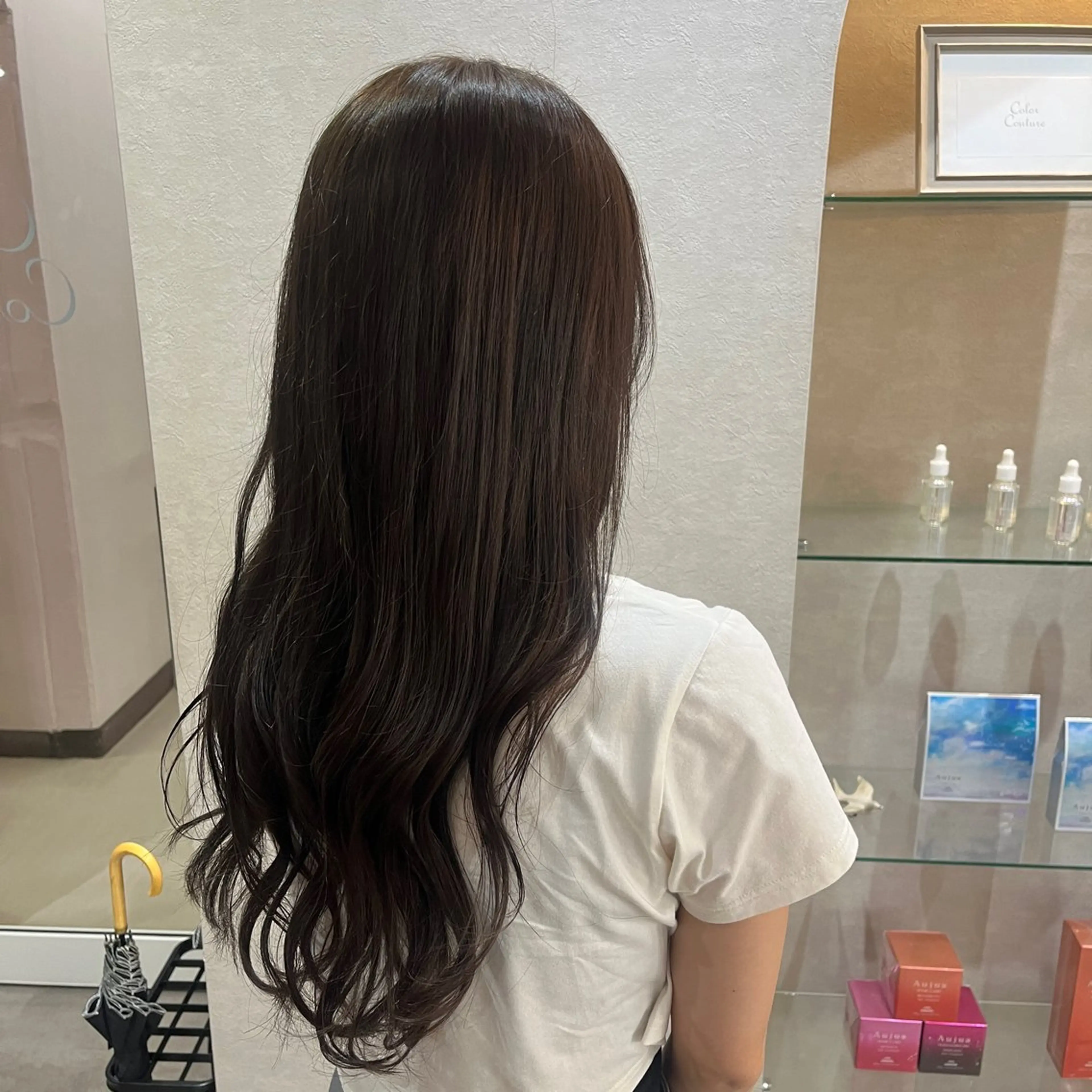 ロング カラー aika .のヘアスタイル