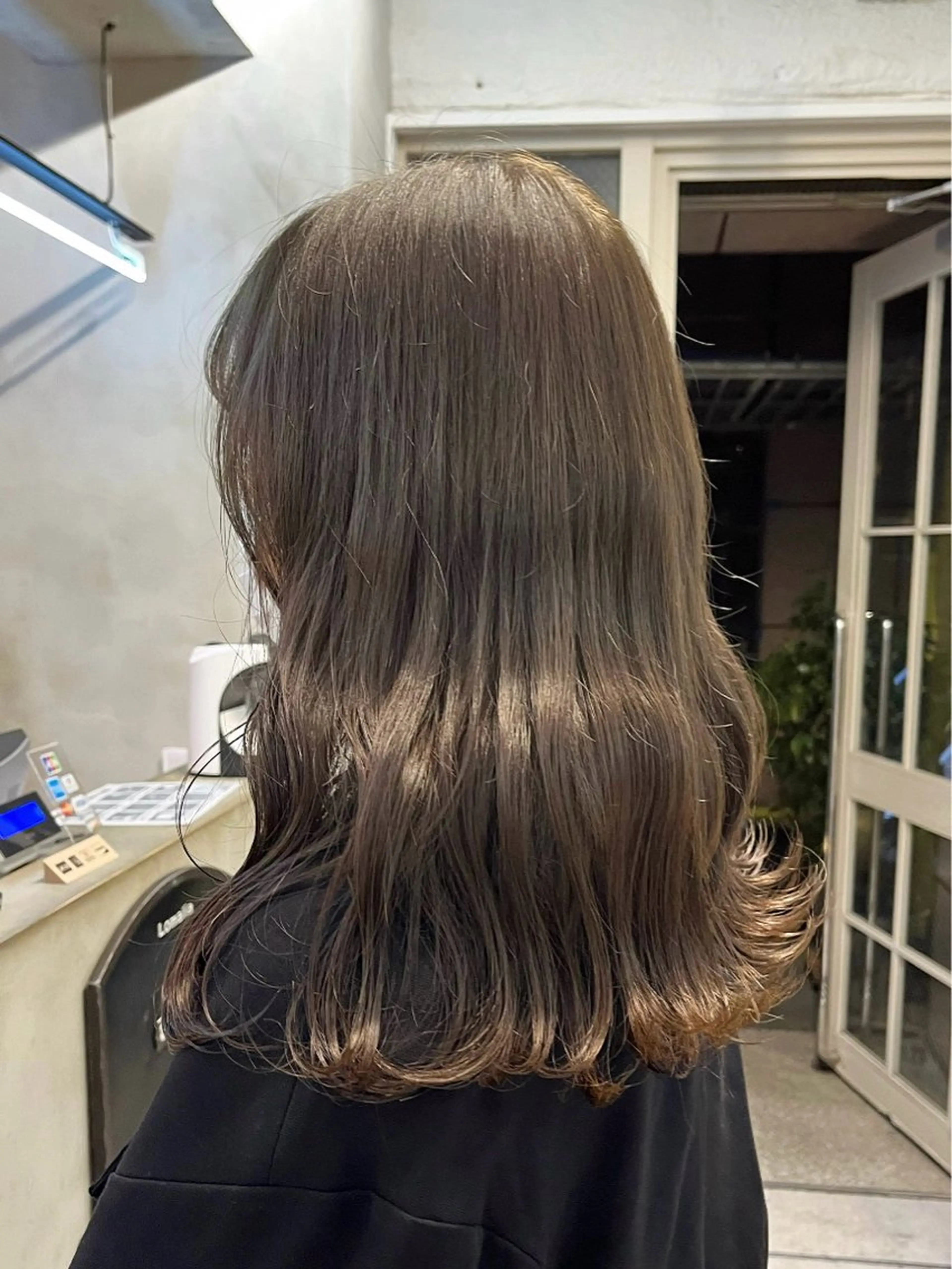 ミディアム カラー カット ヘアカラー トリートメント オリーブ/縮毛🐇 Natsuno🩰のヘアスタイル