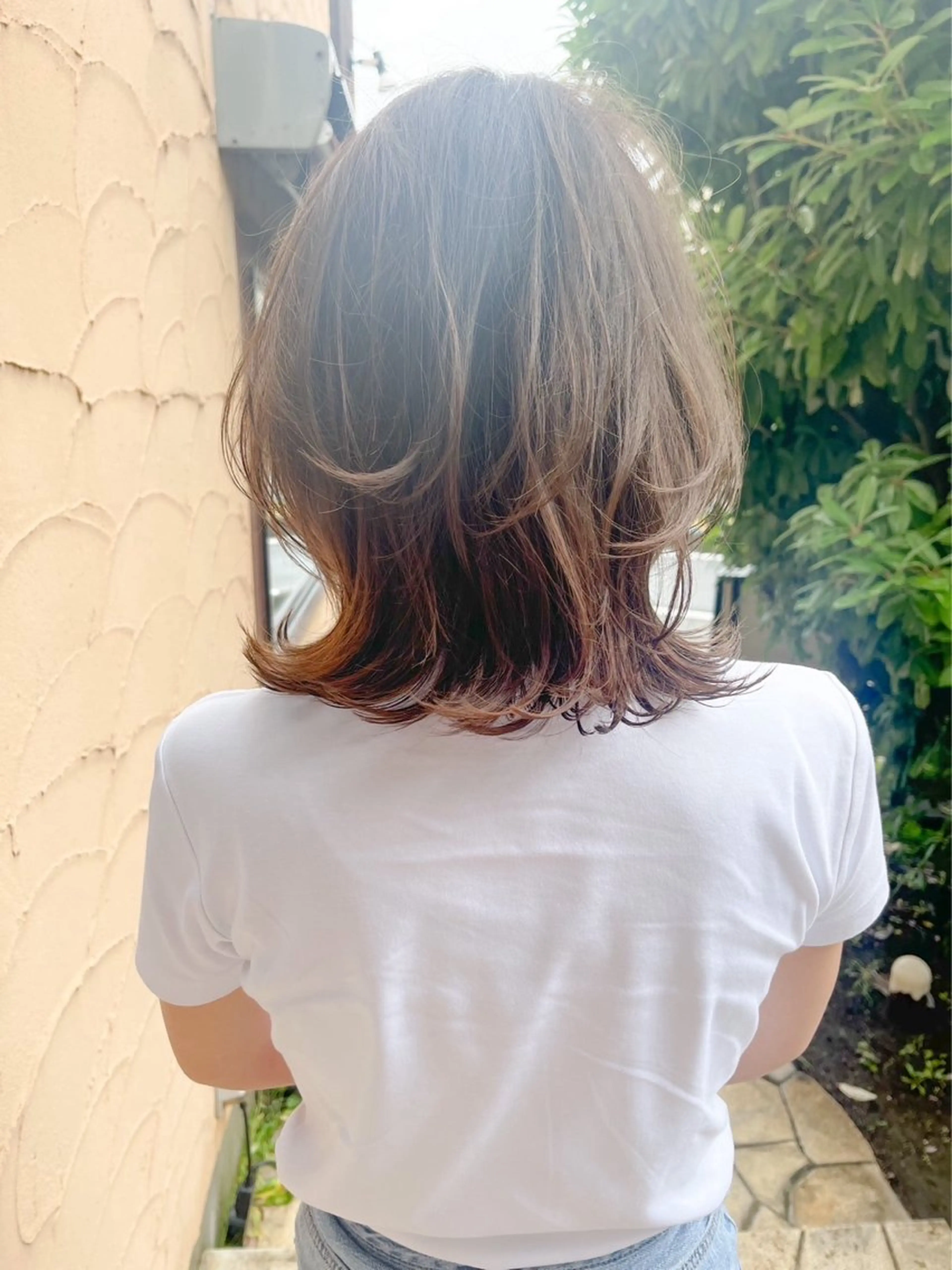 ミディアム カラー カット ヘアカラー 梅津 桜子のヘアスタイル