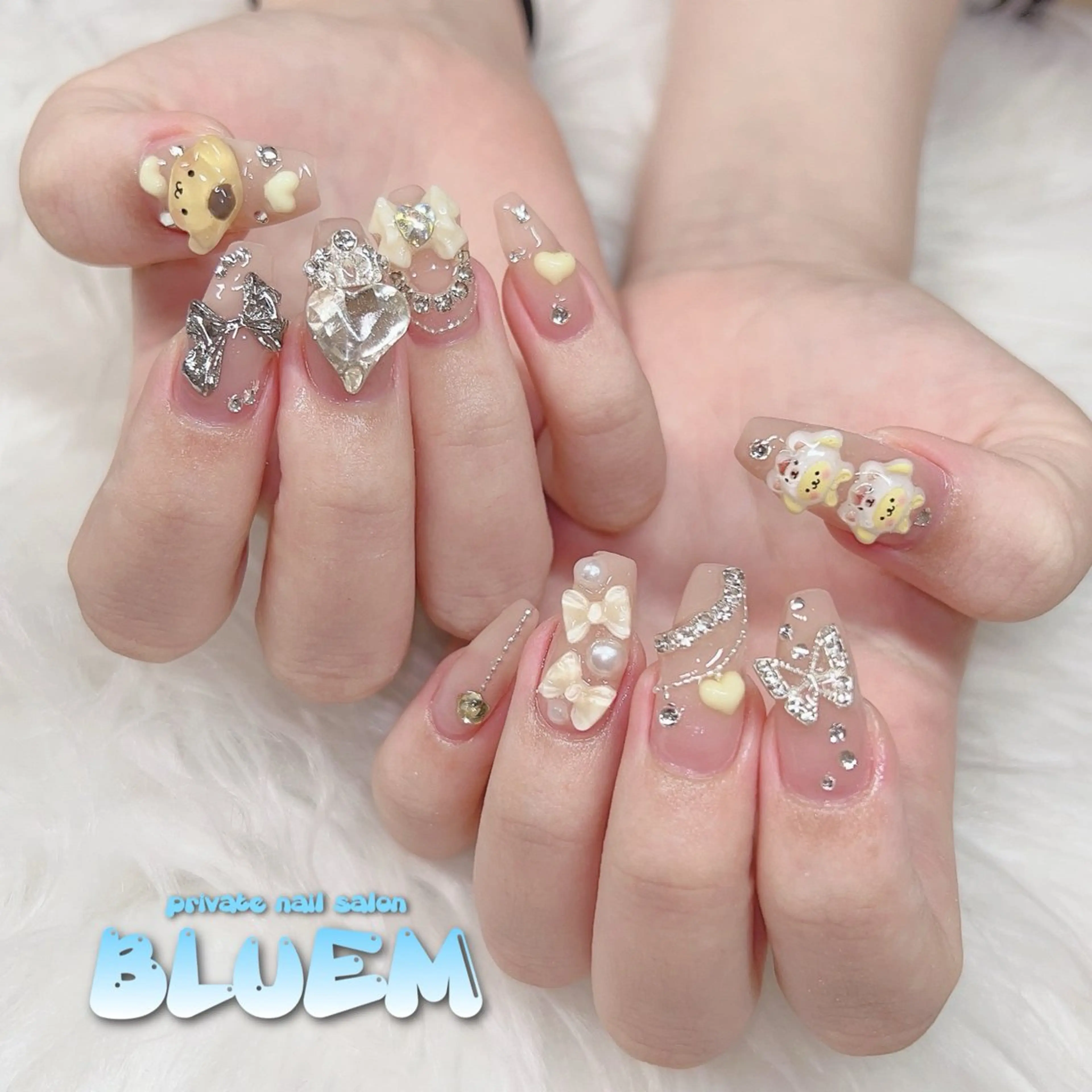 ネイル ハンドネイル BLUEM なな🐶のネイルデザイン