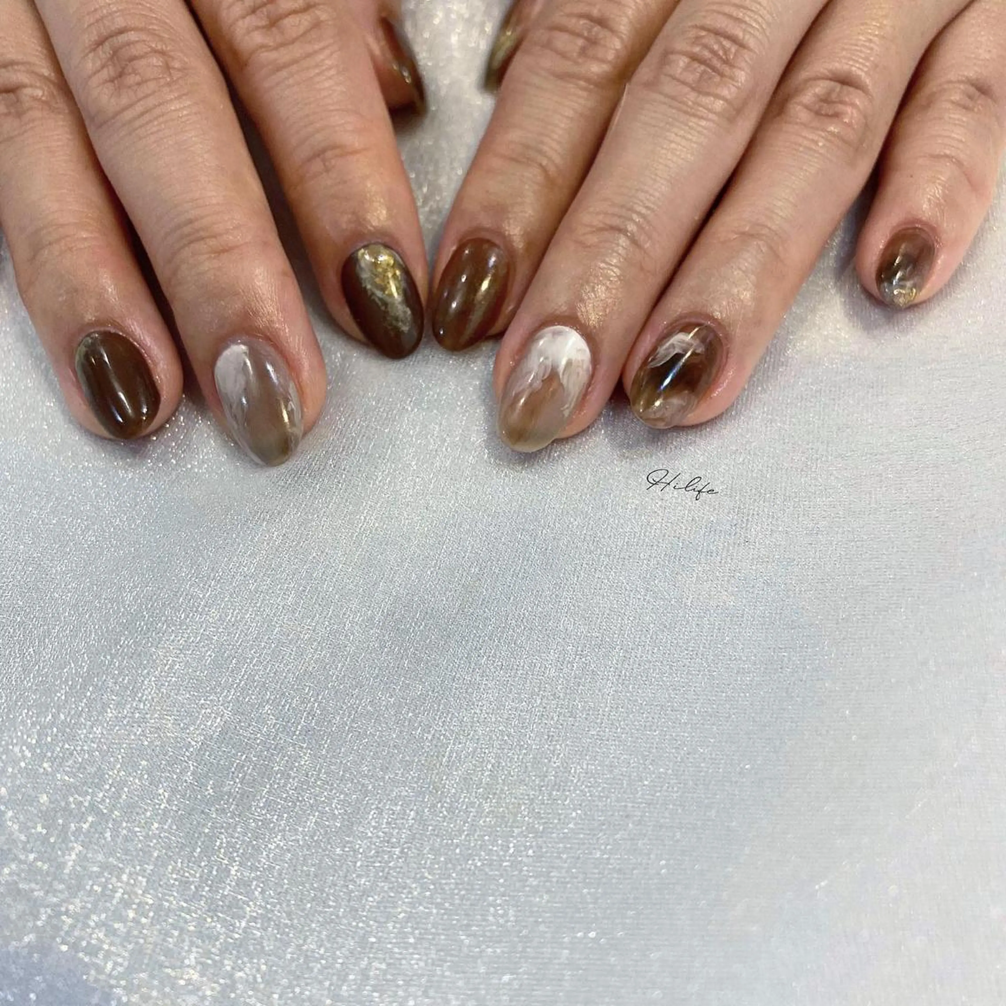 ネイル ブラウン ネイルチップ ハンドネイル Nail Adore.のネイルデザイン