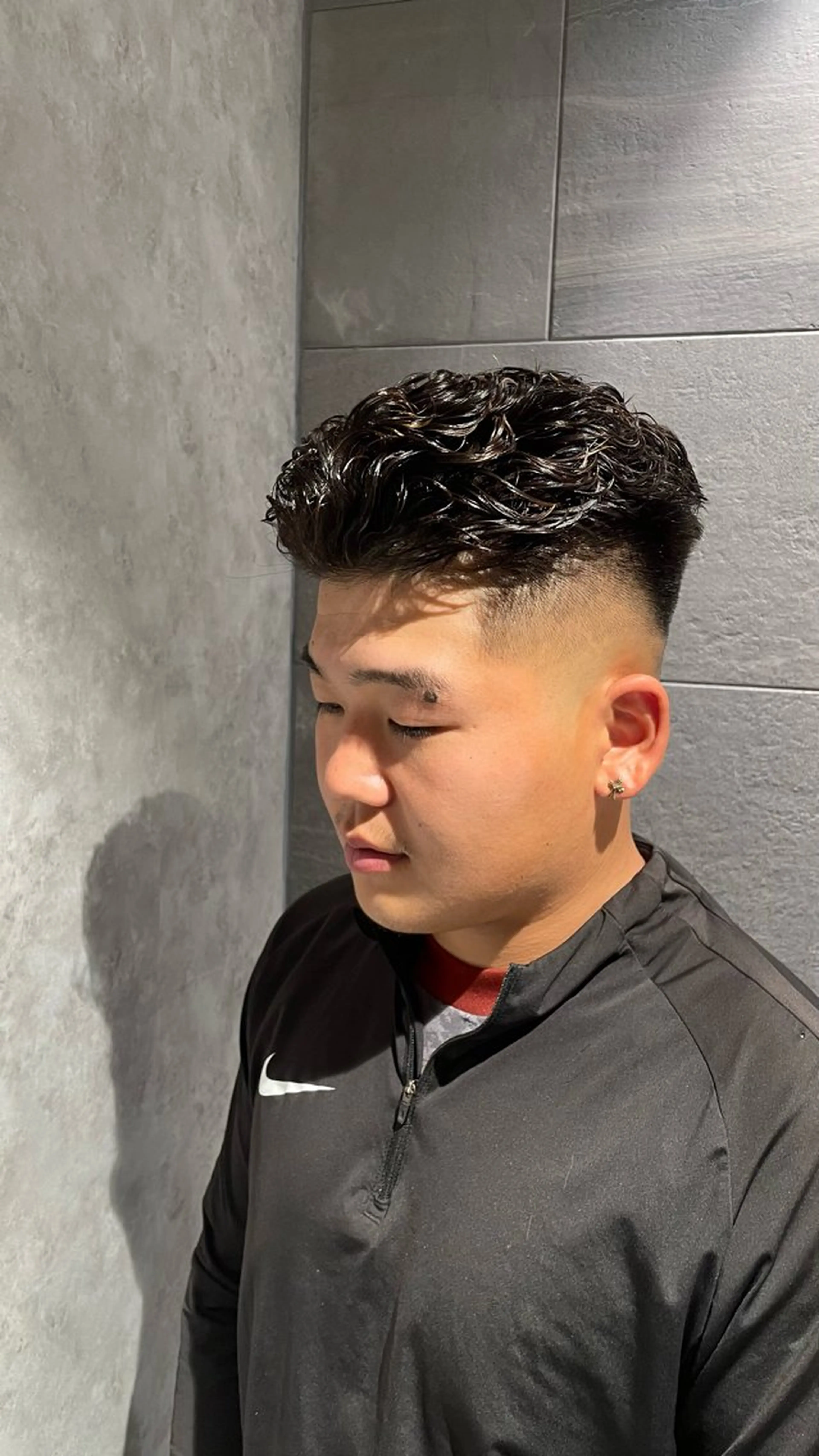 ショート パーマ メンズ 野髙 昂大のヘアスタイル