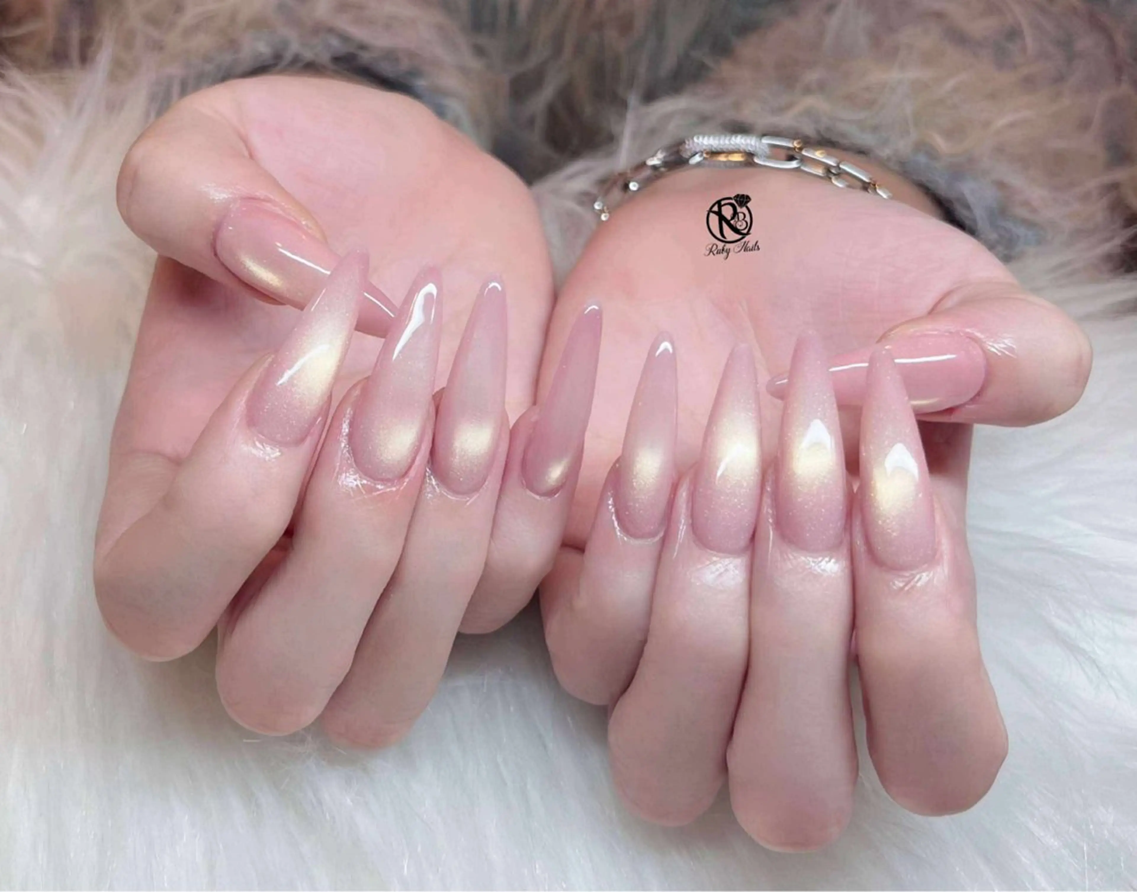 ネイル ボルドー ブラウン チークネイル ドット フットネイル ハンドネイル RUBY Nail 日暮里店のネイルデザイン