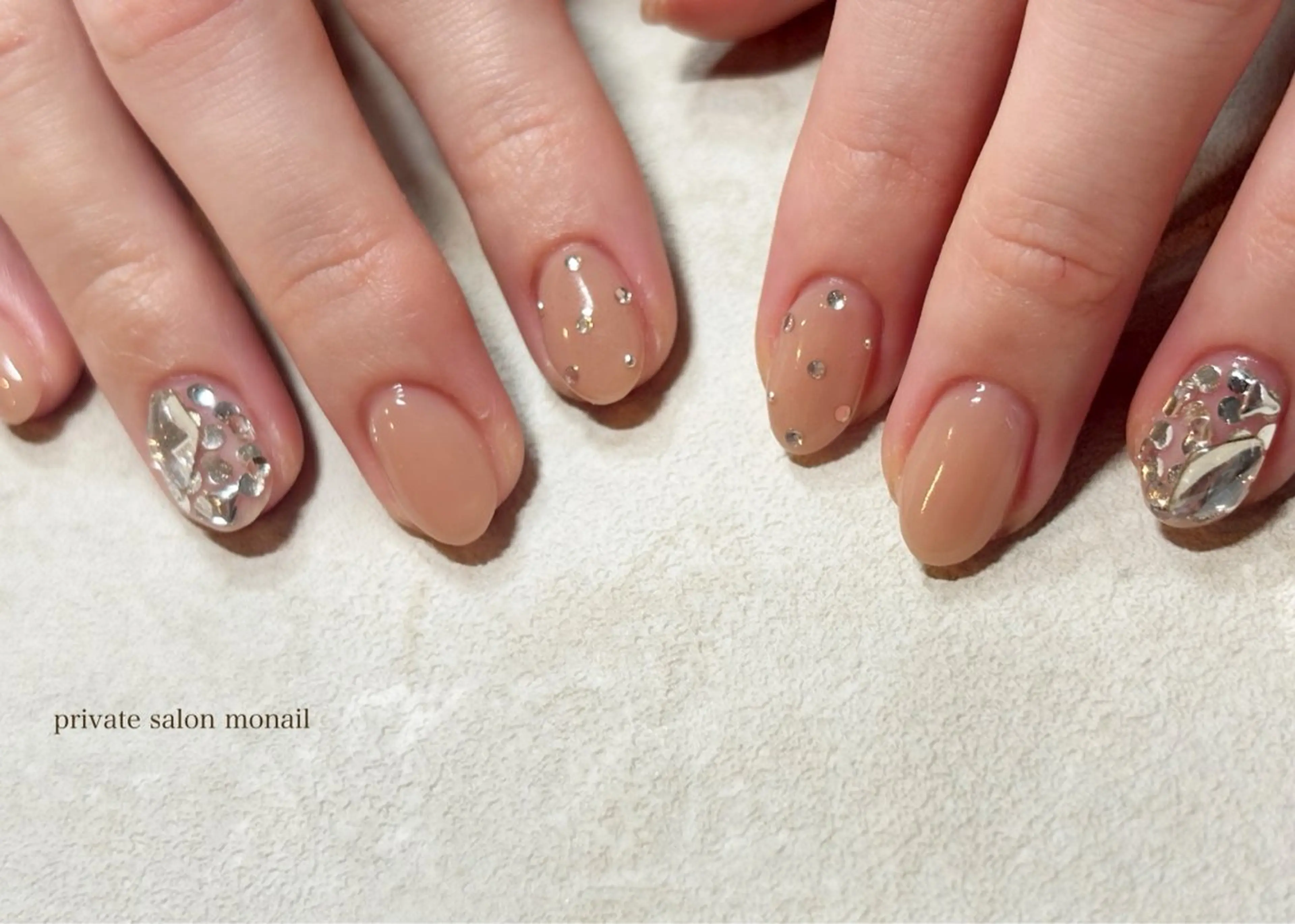 ネイル ストーンネイル ハンドネイル private  nail salon monail所属・nail salon monailのネイルデザイン