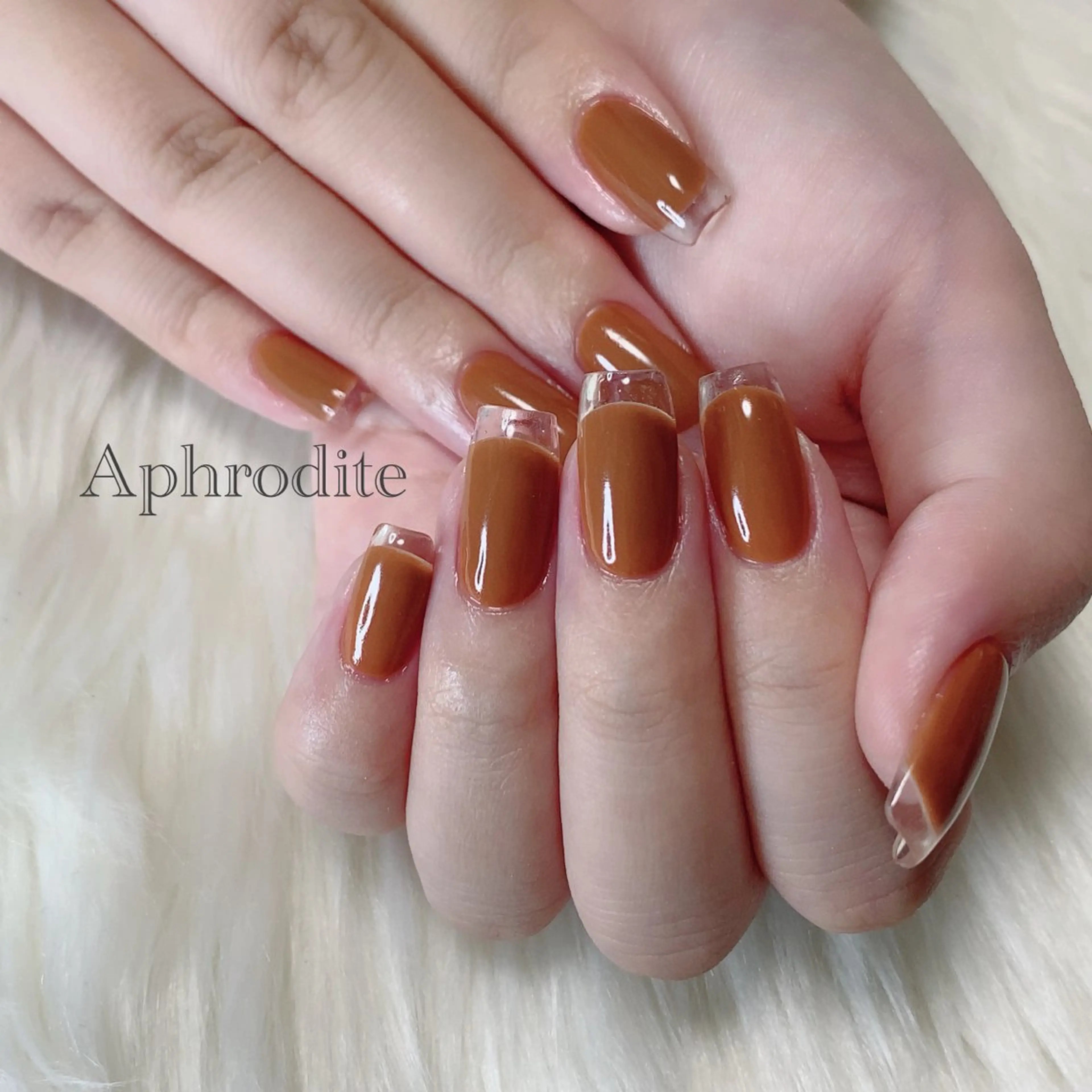 ネイル Aphrodite パラジェル認定サロンのネイルデザイン