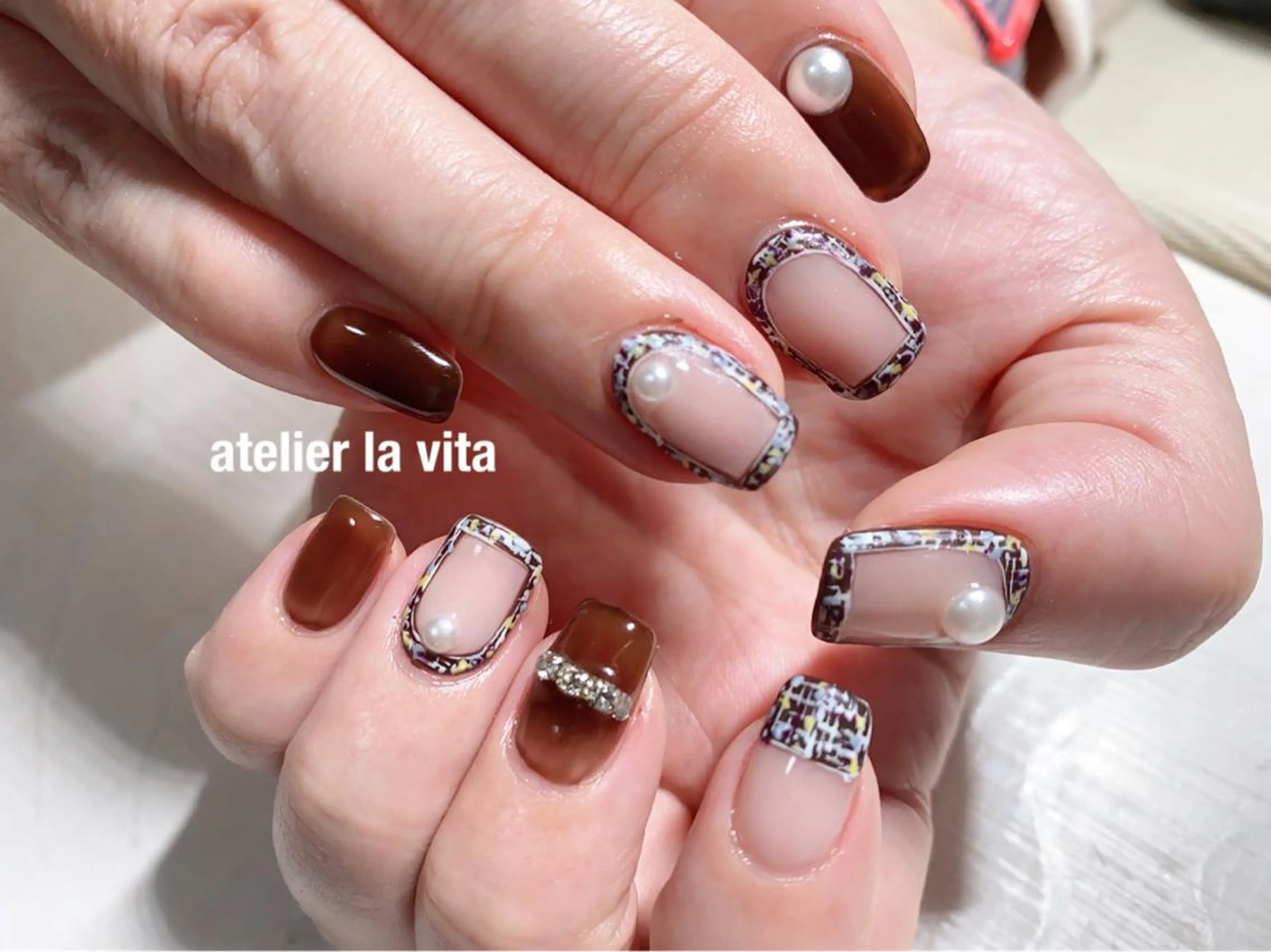 ネイル ツイードネイル ワンホンネイル ハンドネイル atelier la vita所属・lavita. mimuraのネイルデザイン