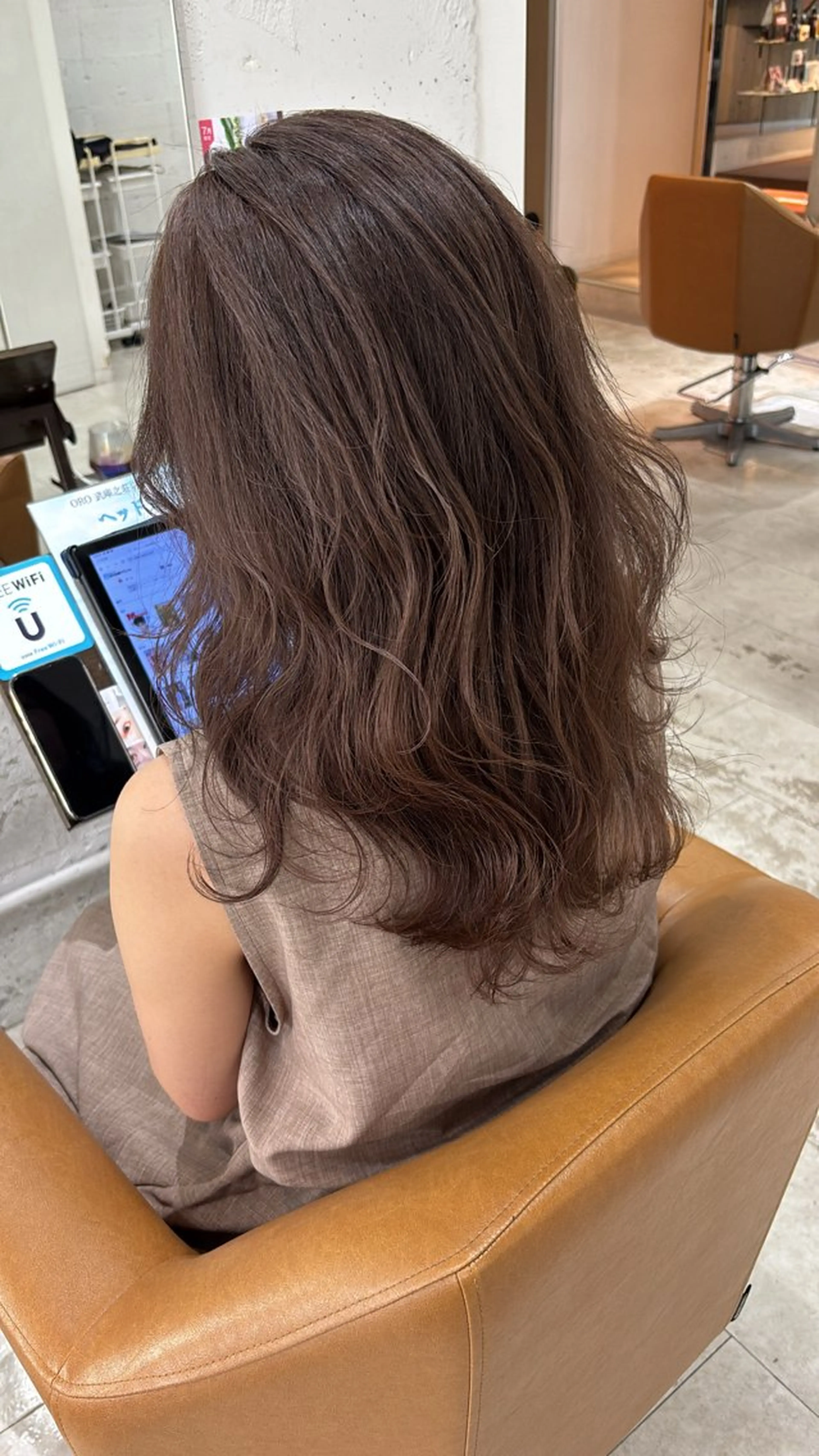 ロング ヘアカラー COCONA/ORO モデル様募集中のヘアスタイル