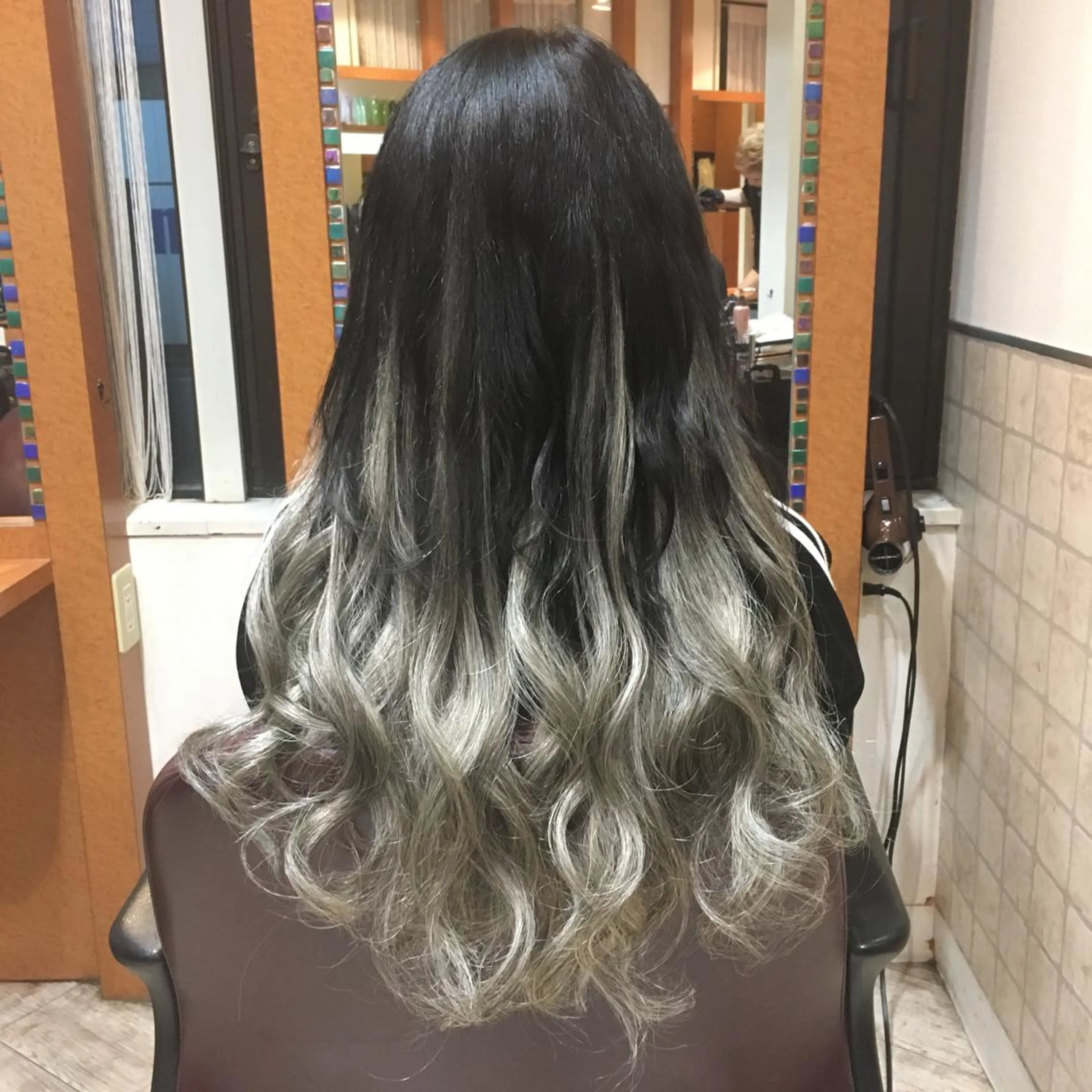 ロング カラー 編み込みエクステ ダークグレー グラデーションカラー エクステ リピート指名no.1 /ruiのヘアスタイル