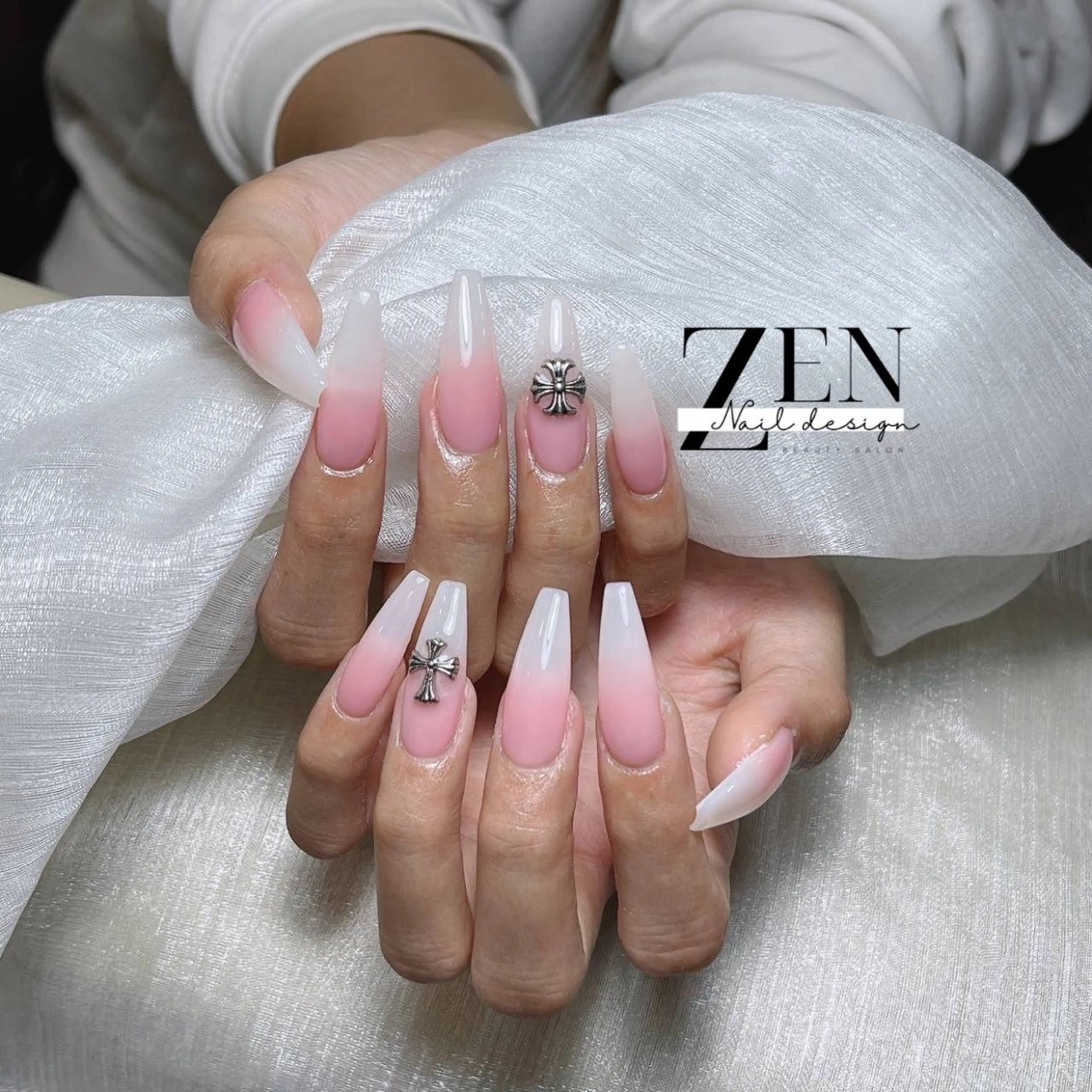 ネイル 持ち込み スカルプネイル ネイルチップ ハンドネイル Zen Nail Designのネイルデザイン