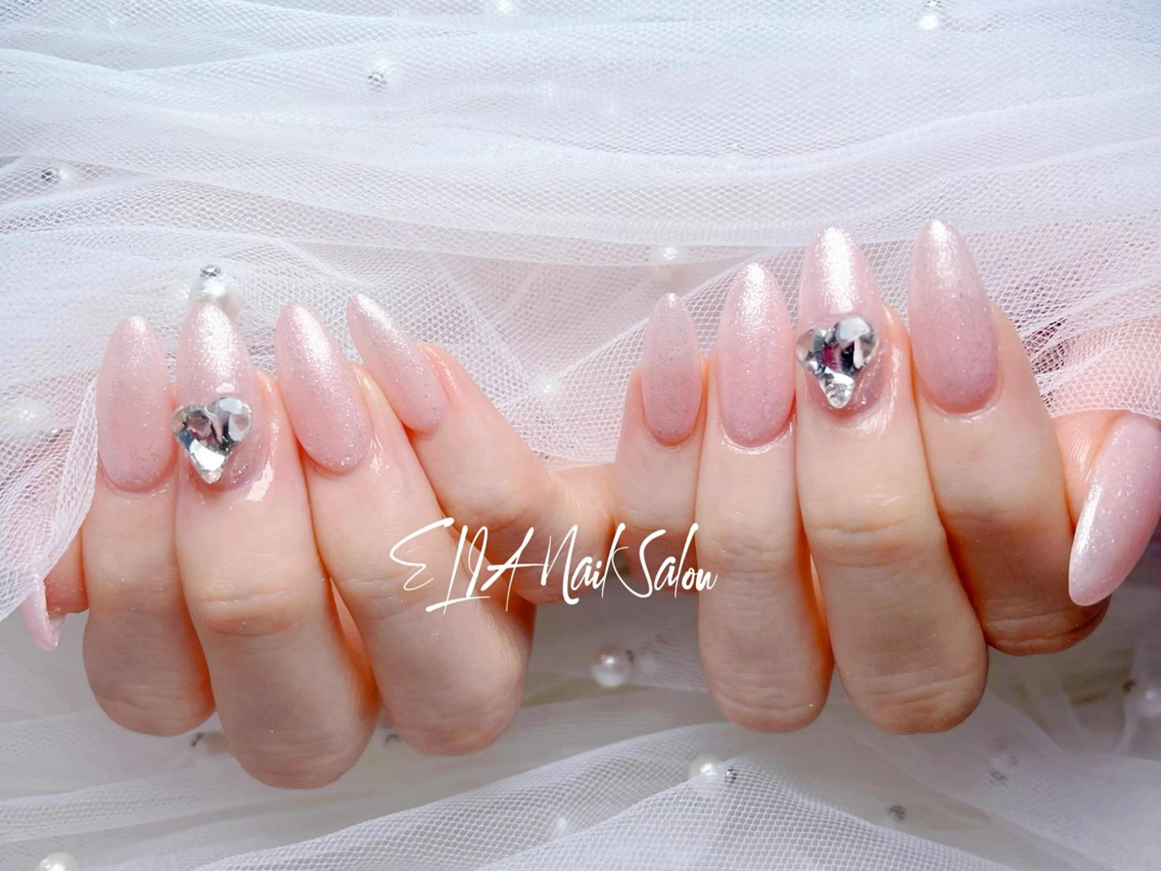 ミディアム ハンドネイル ELIA【エリア】 nailsalonのネイルデザイン