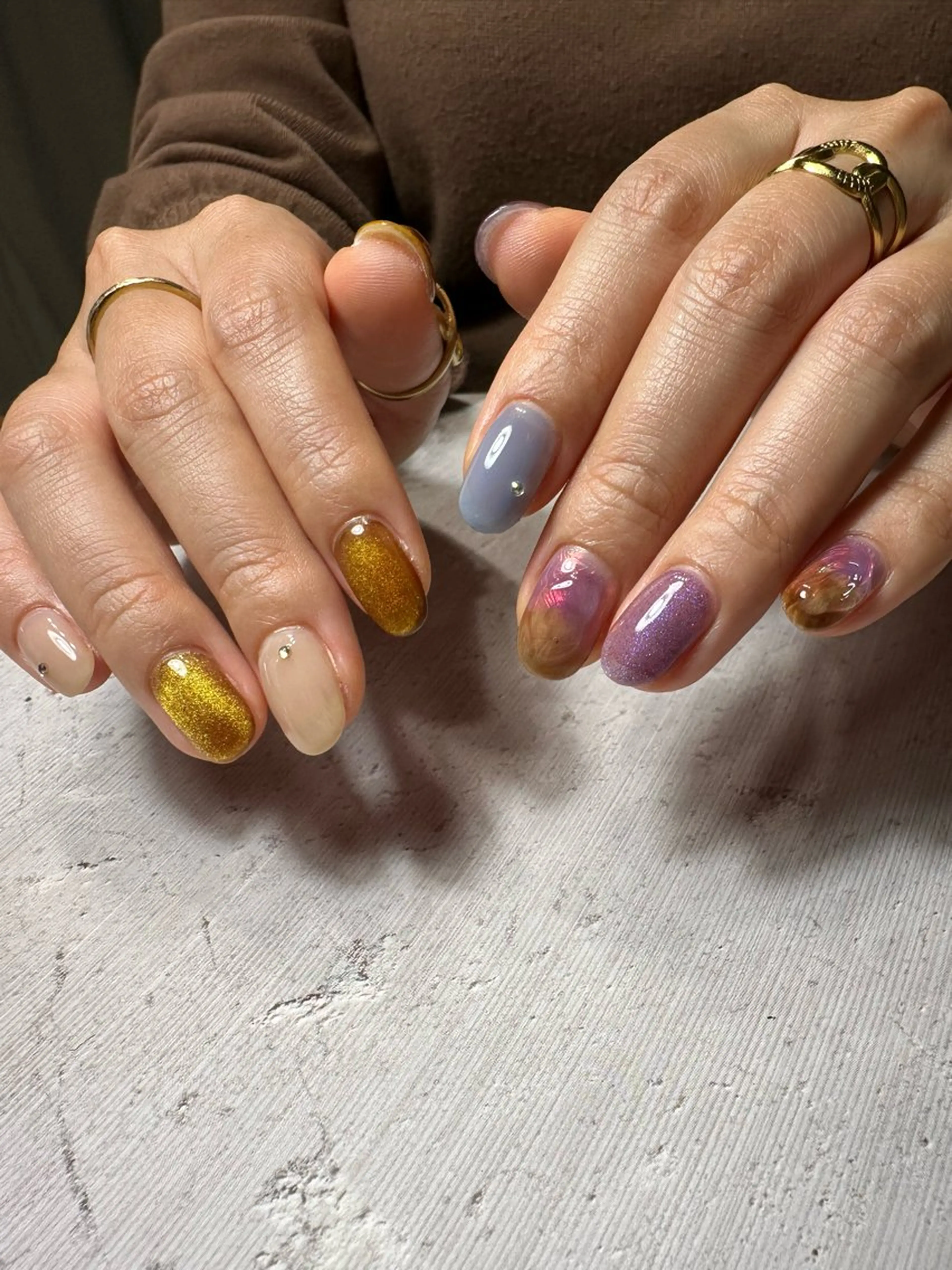 ネイル ブルー フットネイル マグネットネイル ミラーネイル ニュアンスネイル ハンドネイル nailsalon Daphneのネイルデザイン