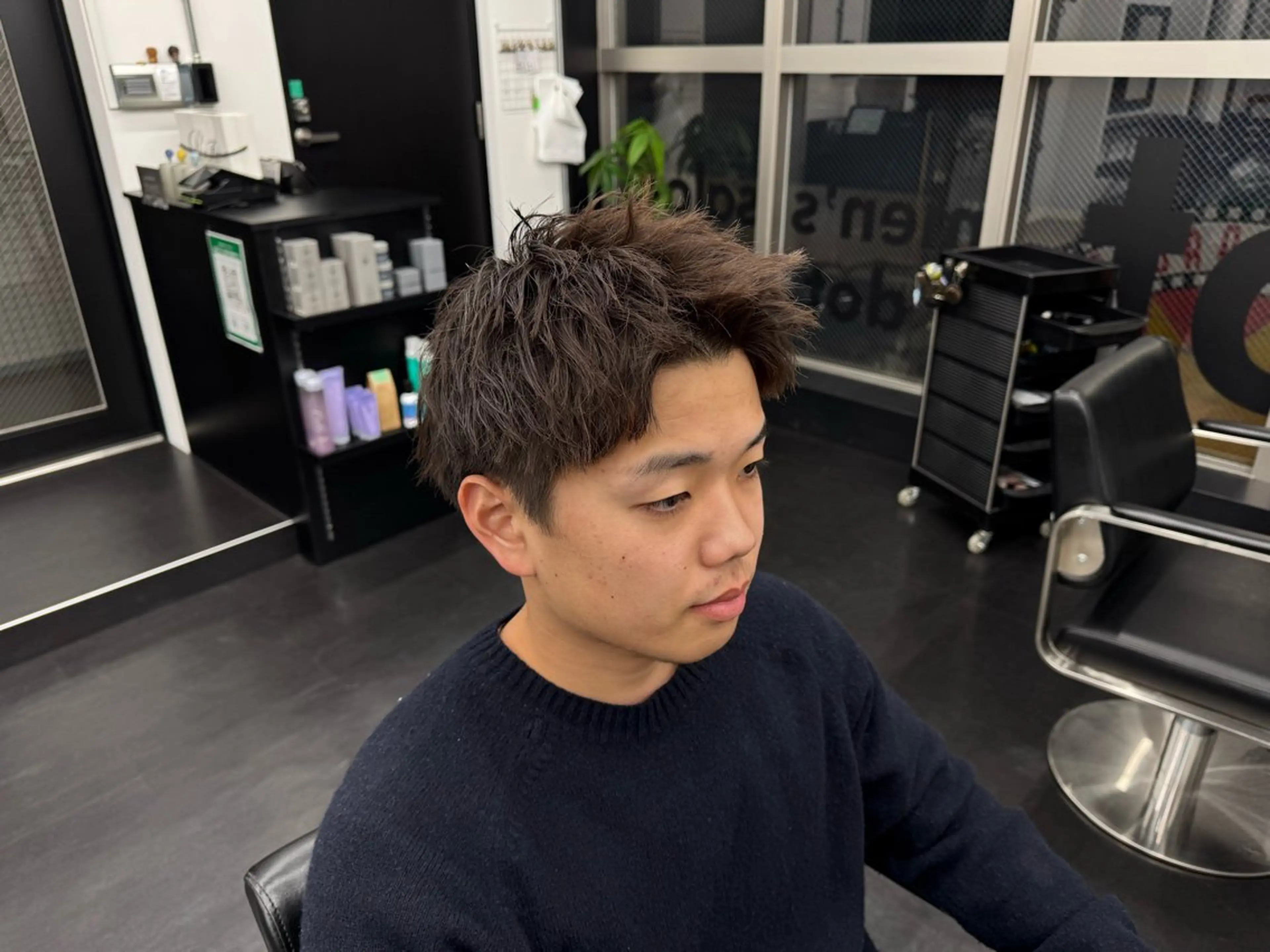 ショート パーマ メンズ men’s salon dot. tokyo 横浜店所属・🔥メンズ特化 カット1100円🔥のヘアスタイル
