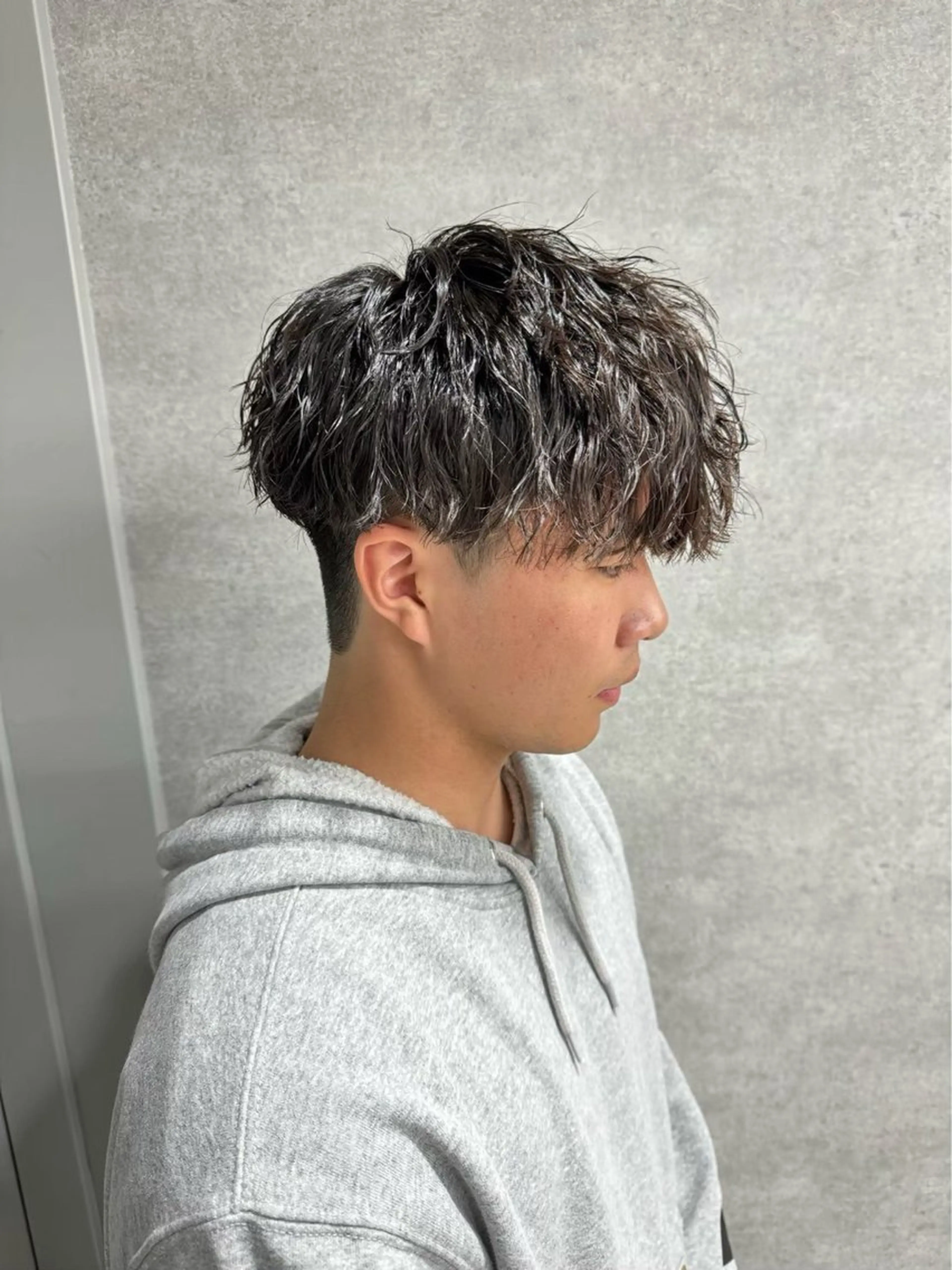 パーマ メンズ メンズハイライト メンズパーマ ツイストスパイラルパーマ 波巻きパーマ ニュアンスパーマ 🔥 メンズ 特化🔥RAIのヘアスタイル