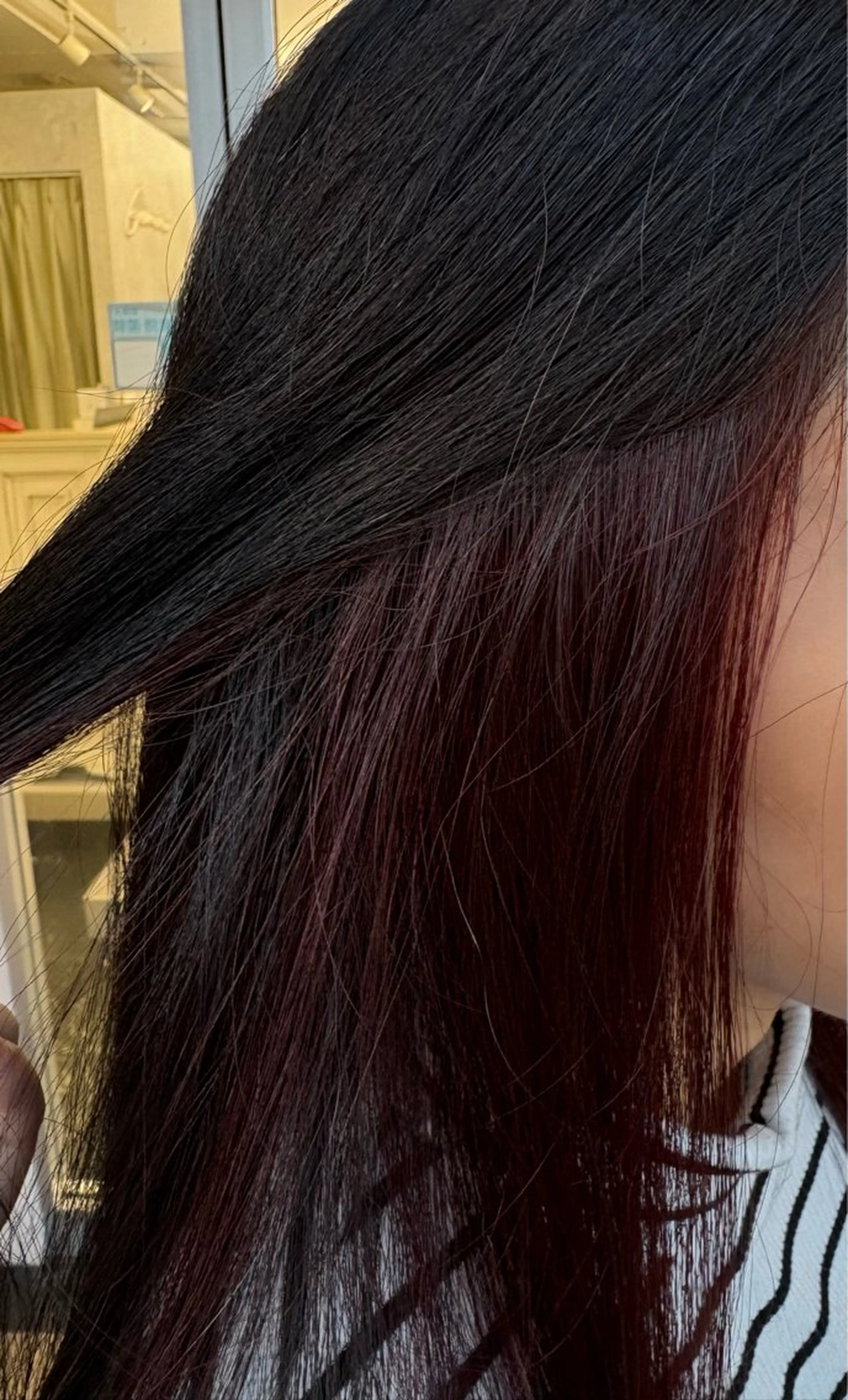 セミロング ヘアカラー 西澤 綺羅のヘアスタイル