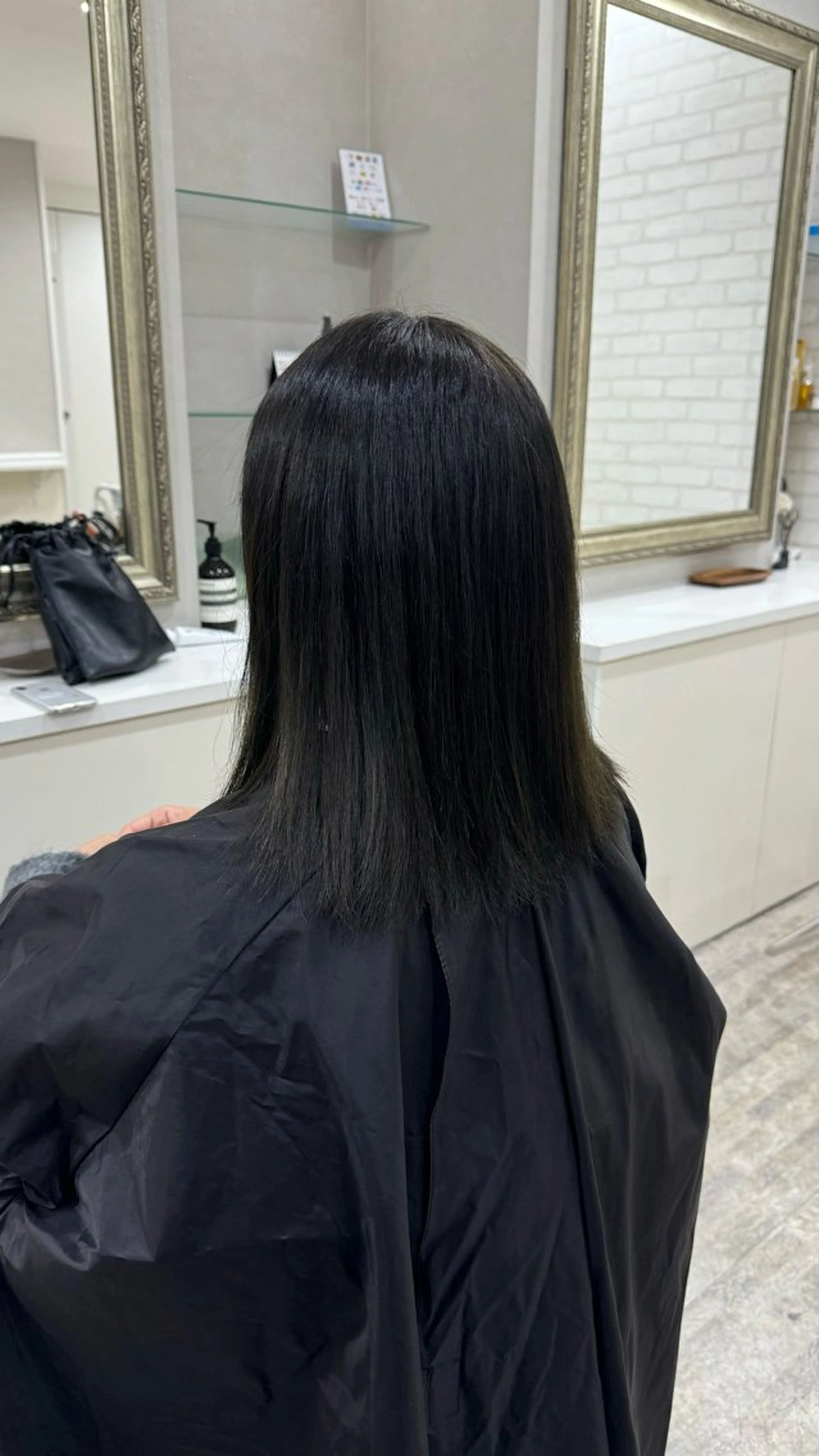 ミディアム カラー オリーブカラー Real me　京都 四条烏丸ドゥエ店所属・タナカ｜ 京都美容師のヘアスタイル