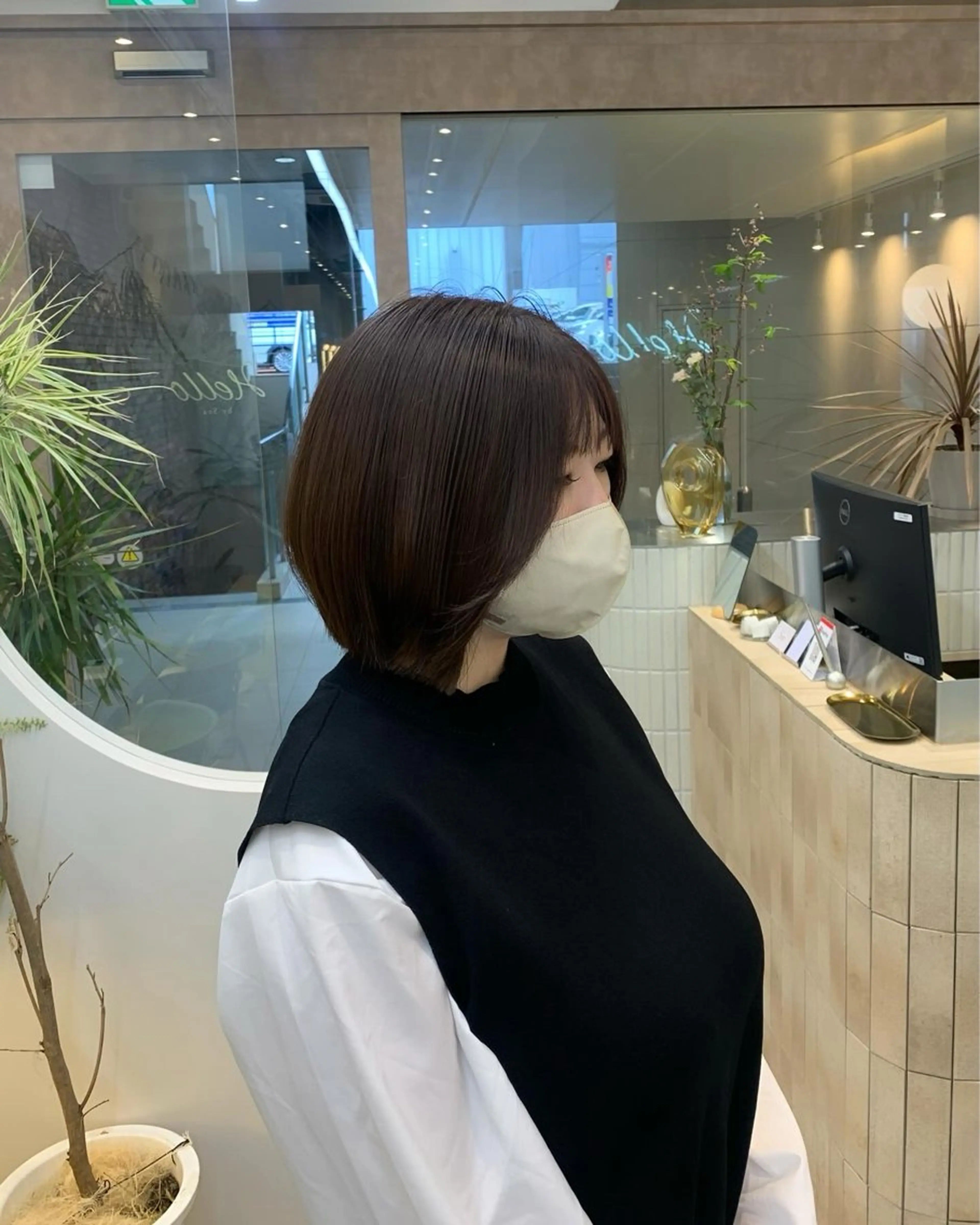 ミディアム カット ヘアカラー トリートメント Hello by Sea所属・レイヤー/艶髪/ボブ /くびれ/伊藤　勇司のヘアスタイル