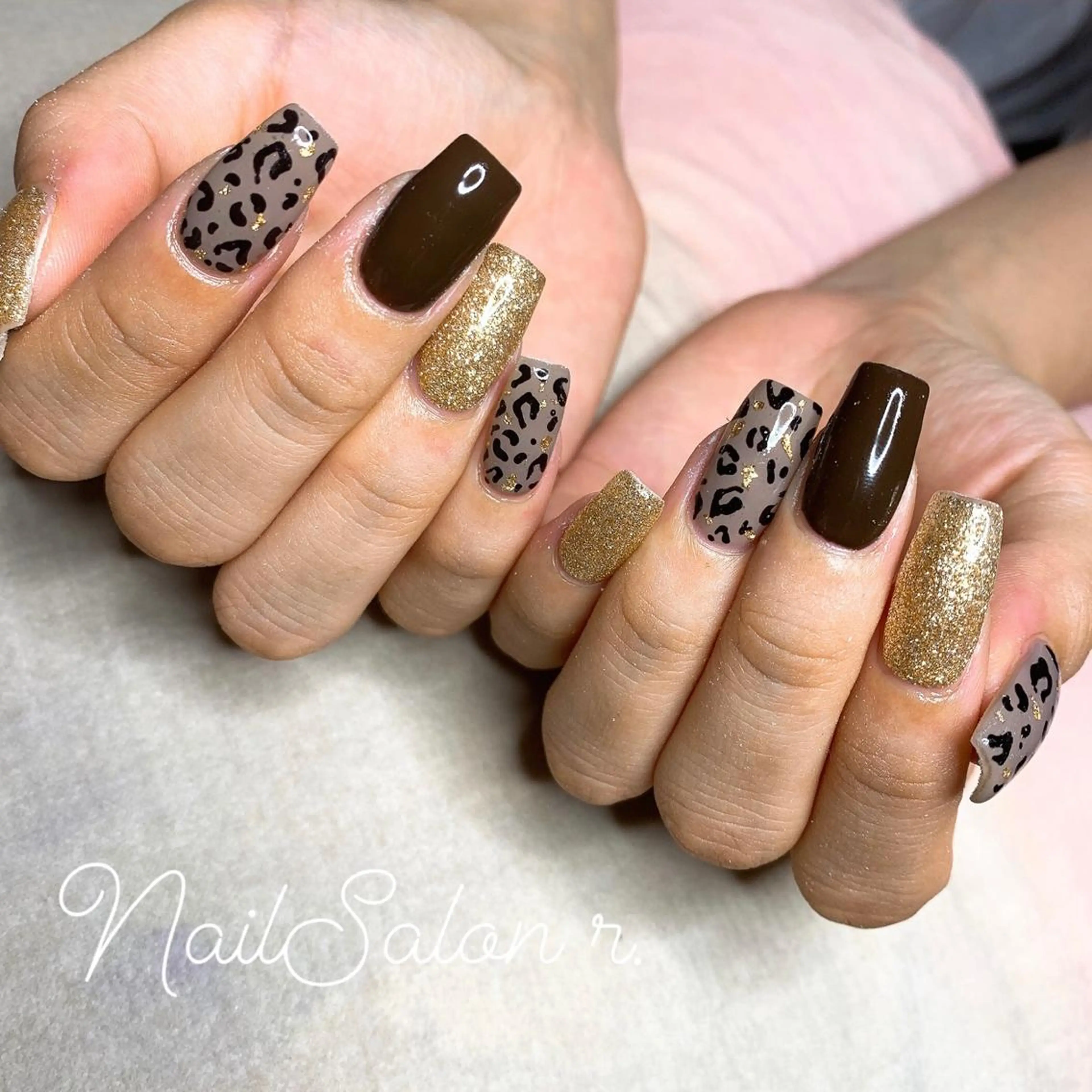 ネイル ハンドネイル Nailsalon r.のネイルデザイン