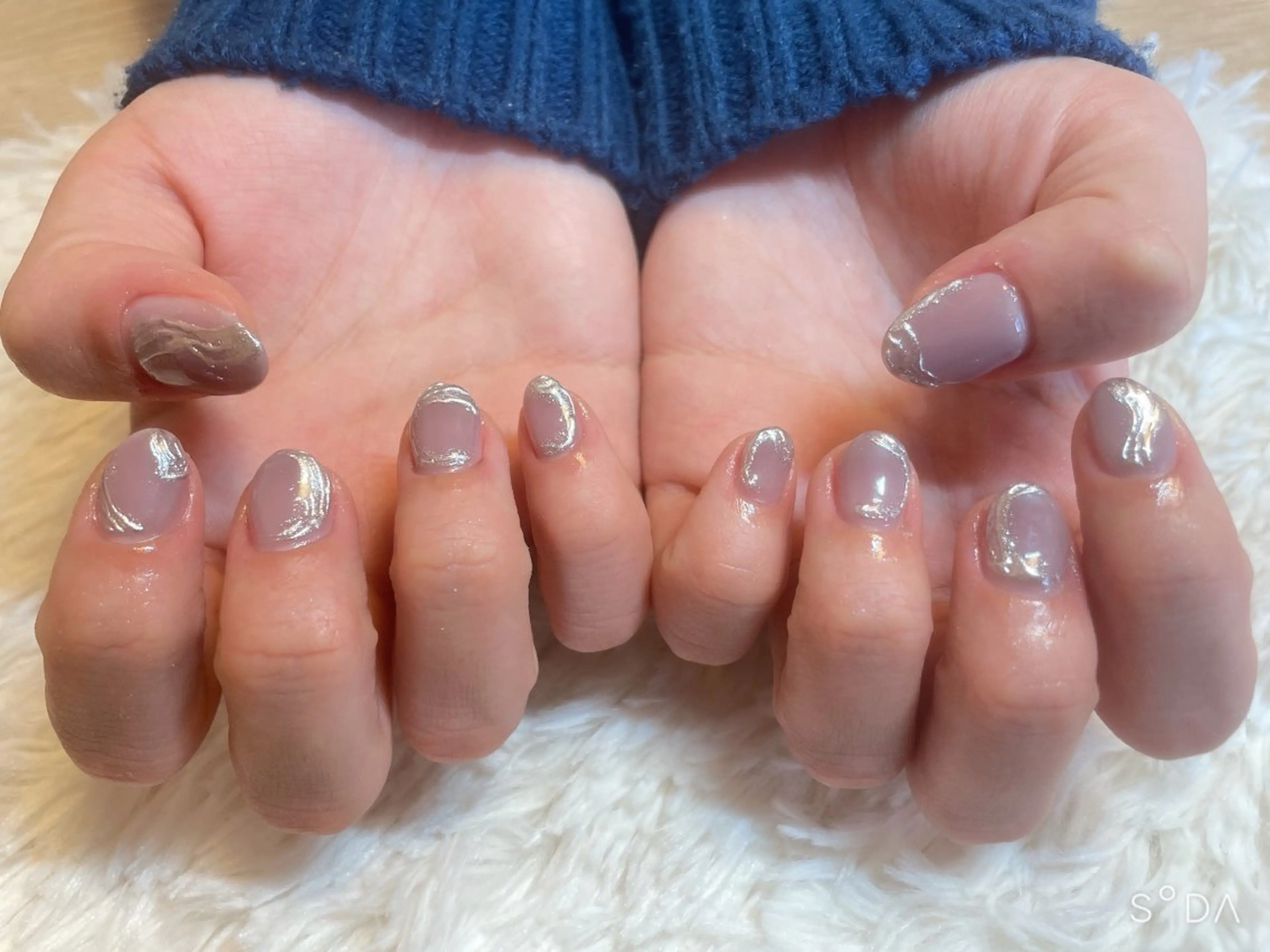 ネイル アートネイル ミラーネイル ニュアンスネイル Nail salon Betty❤︎のネイルデザイン