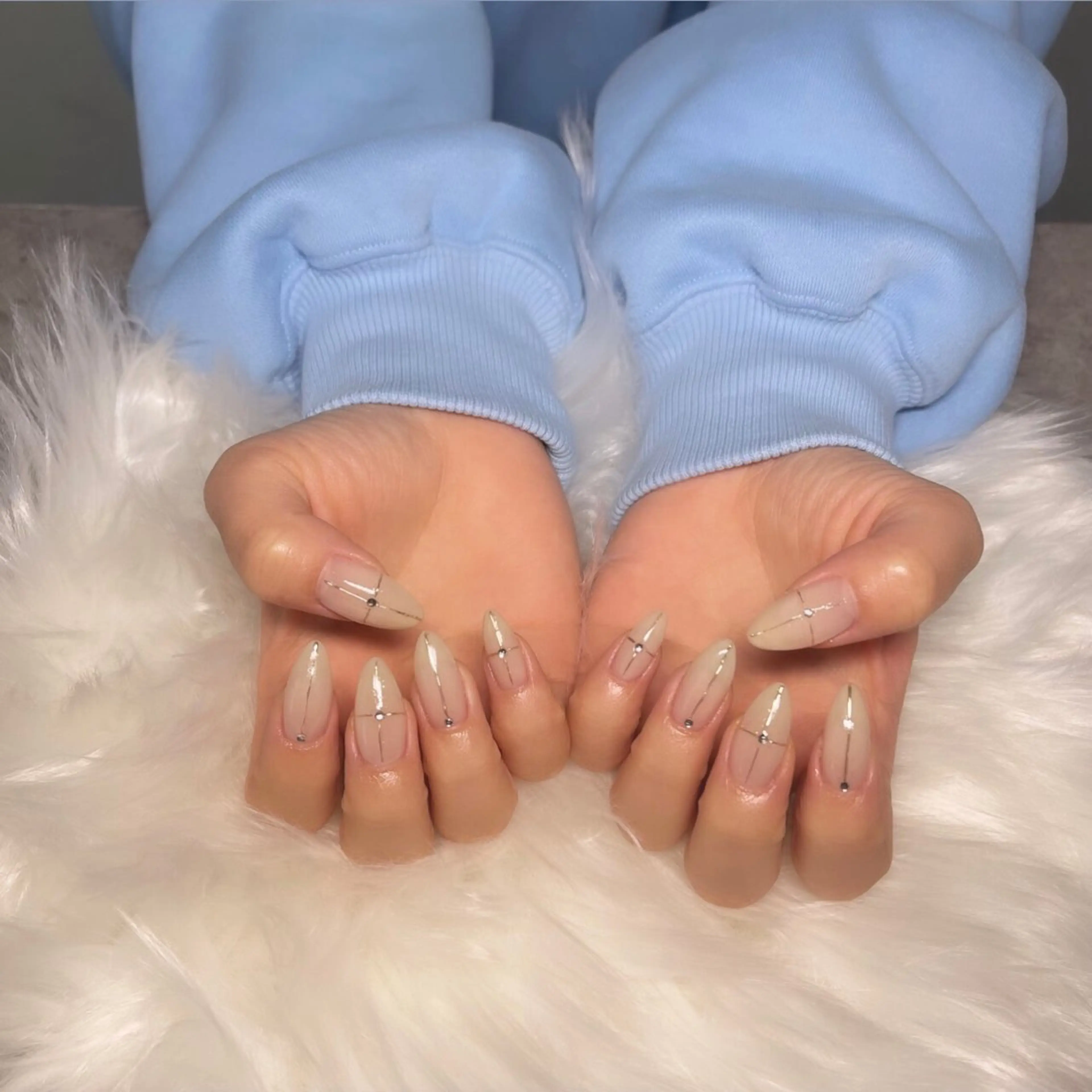 ネイル ハンドネイル Lily nailsのネイルデザイン