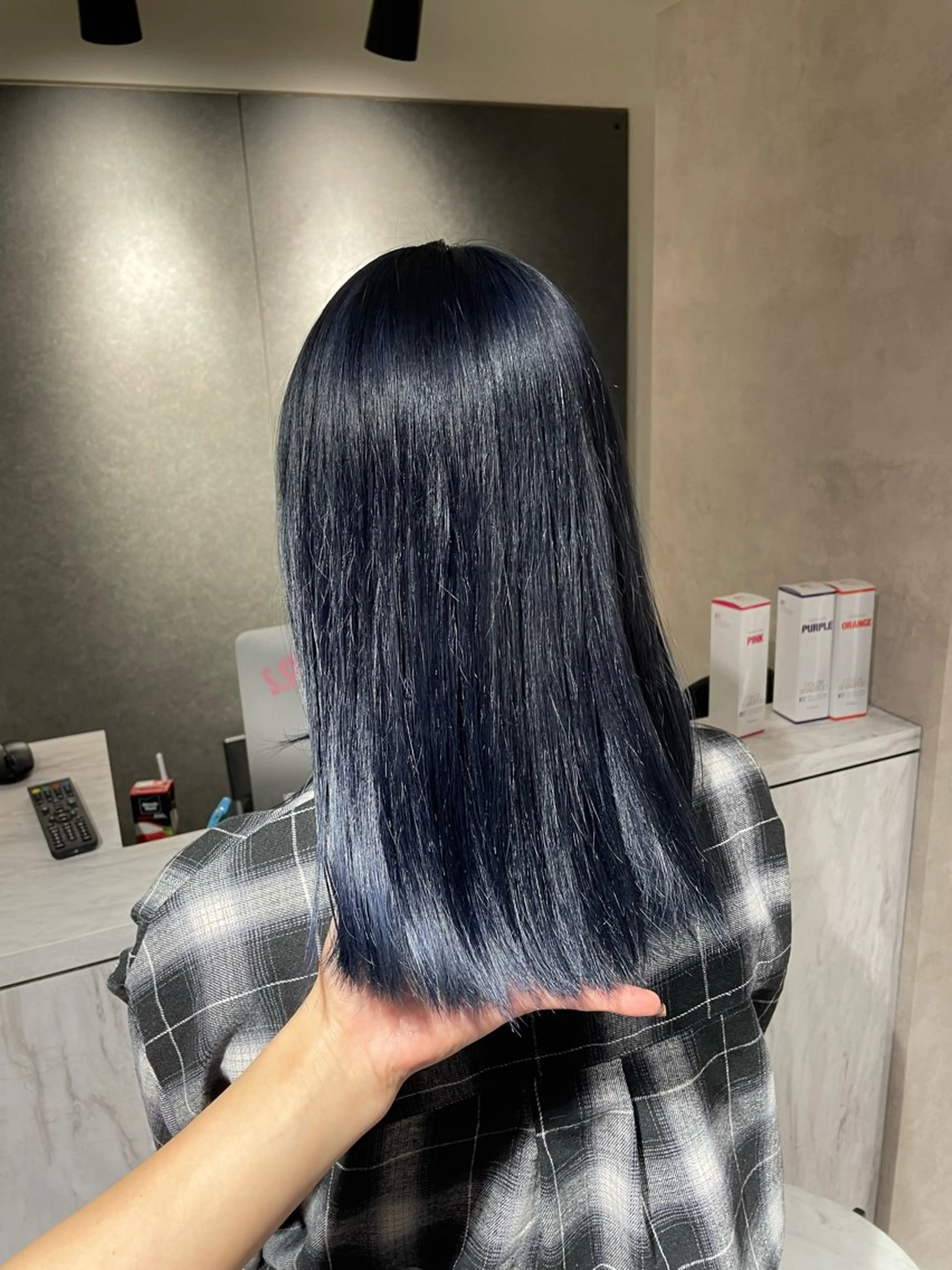 ロング カラー 黒髪 ブリーチ ブルーカラー ブルーブラック 🩵韓国ハイトーン/ 梅田 YUZU🩵のヘアスタイル