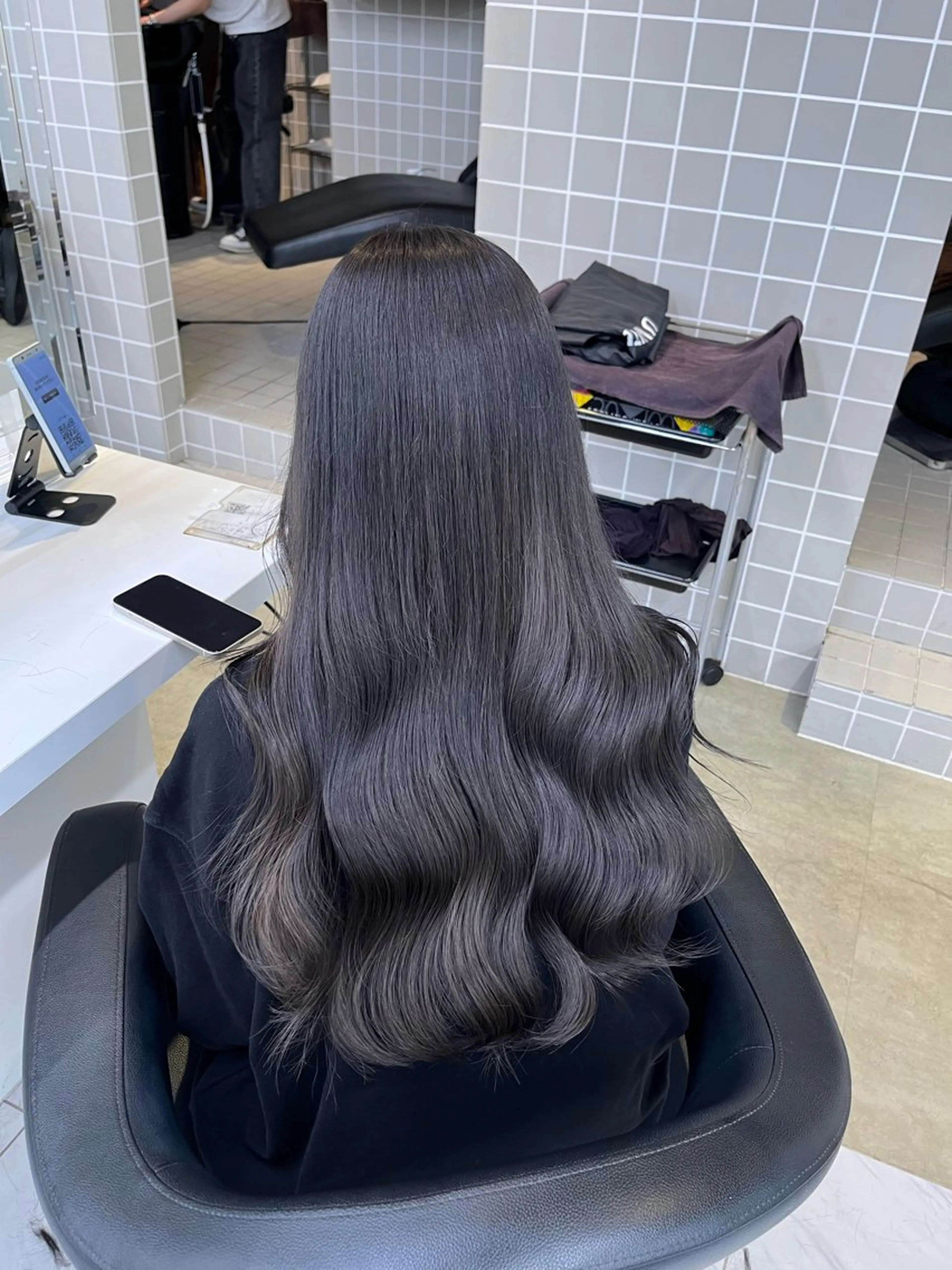 ロング ヘアカラー トリートメント ヘッドスパ ヘアセット 寒色＆ブリーチ特化 寒色MiOのヘアスタイル