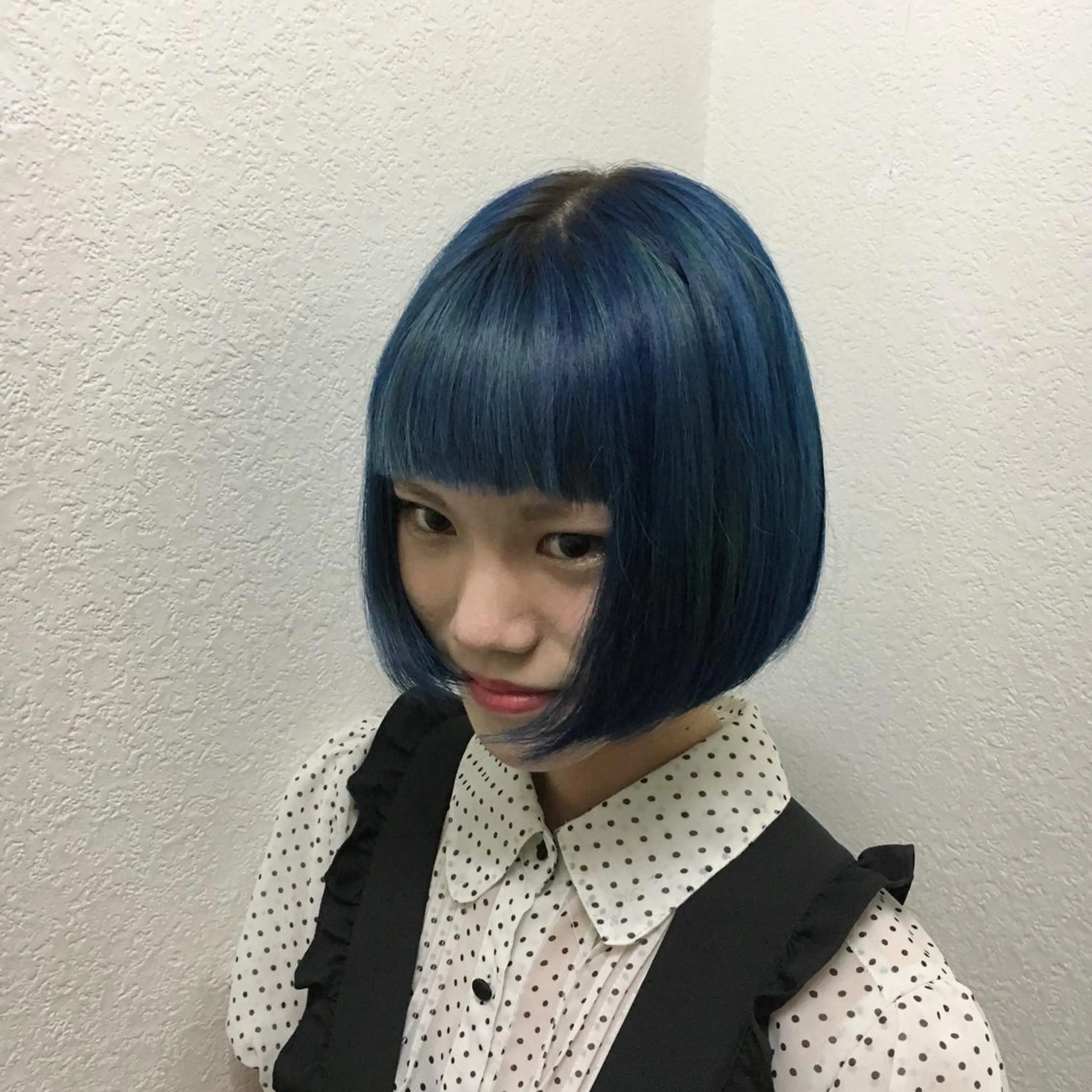 ショート カラー アディクシーカラー ブリーチ ブルーカラー ブルージュ JIL BLAN 京都のヘアスタイル