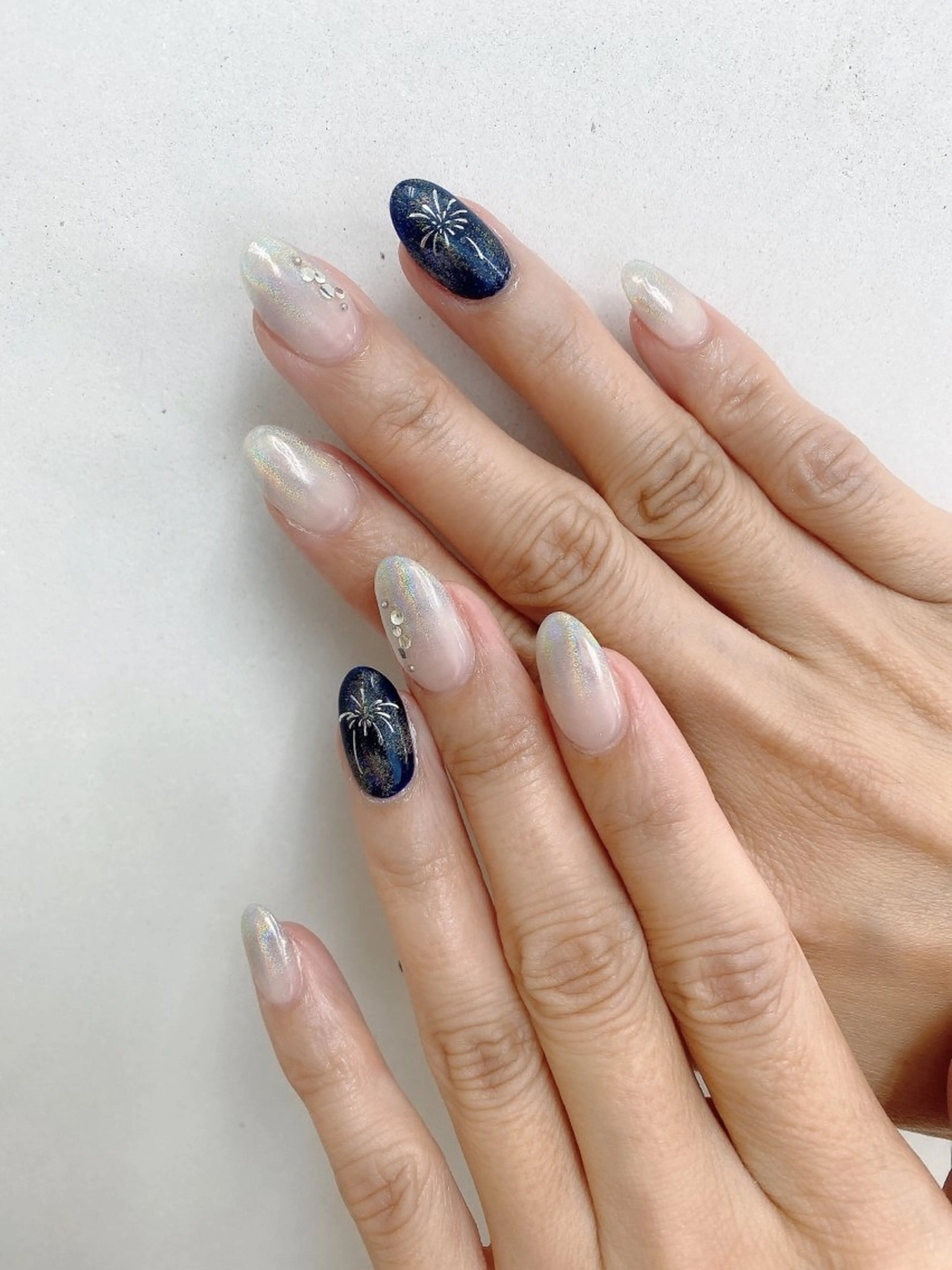 ミディアム ハンドネイル le lien nailのネイルデザイン