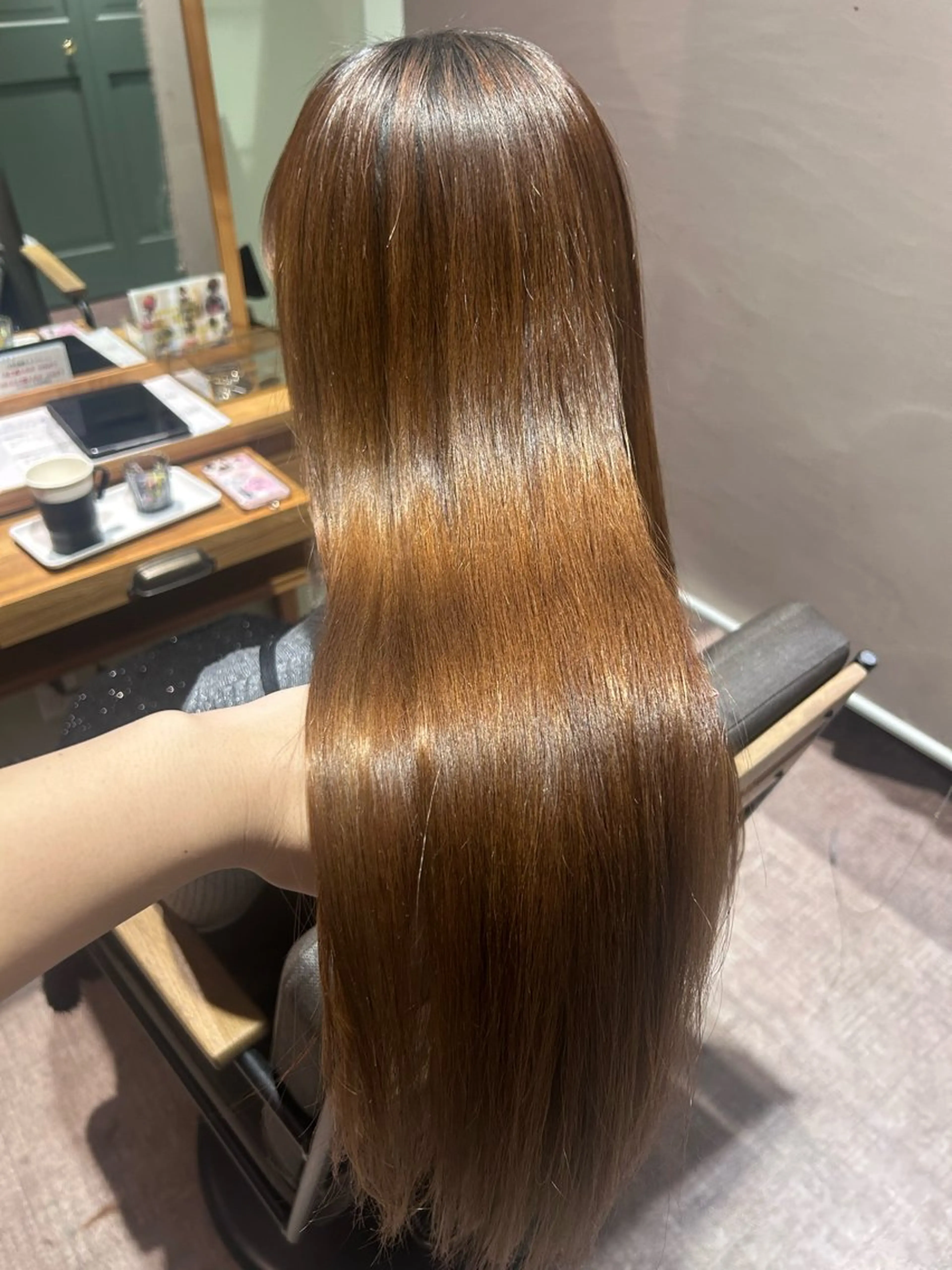 ロング カット ヘアカラー 縮毛矯正 池田 華怜のヘアスタイル