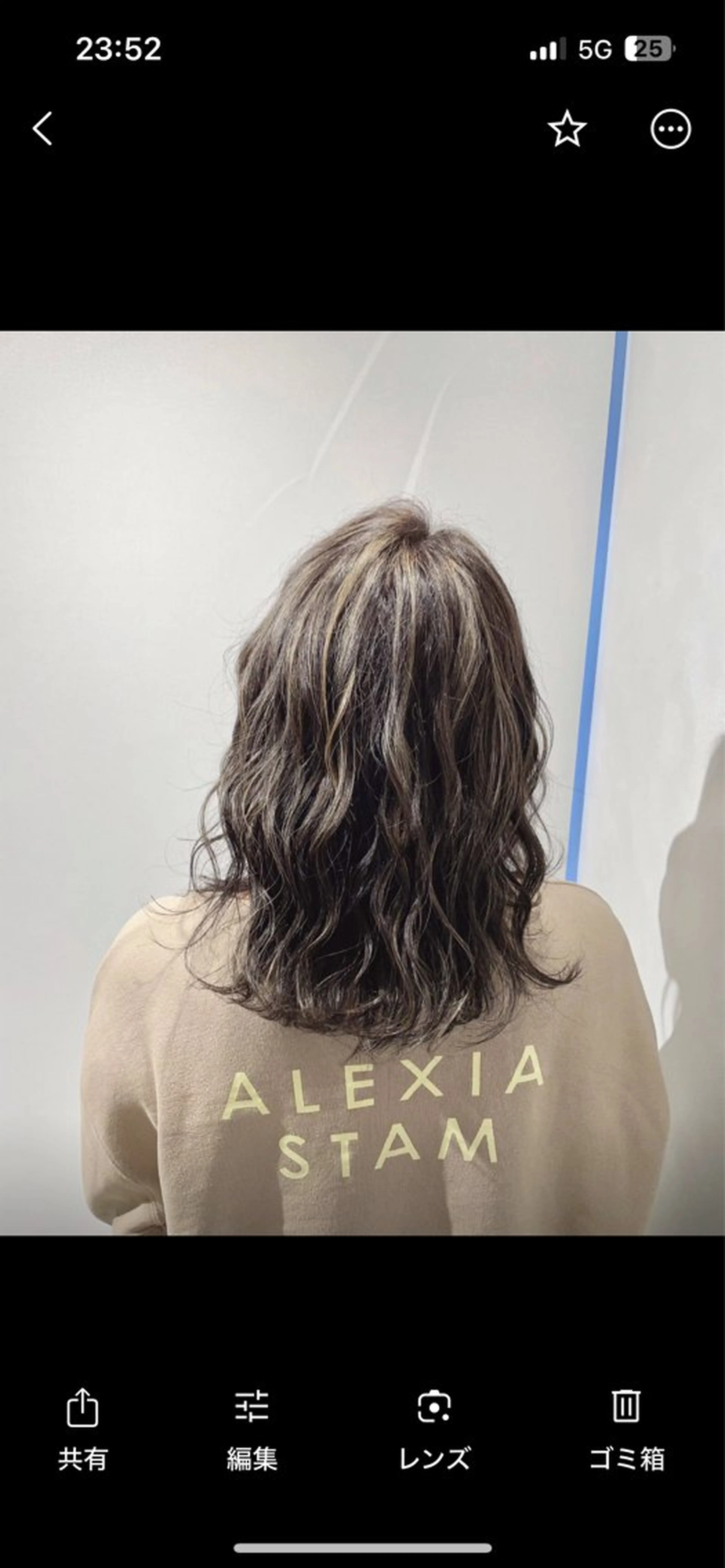 ミディアム miku 🍑髪質改善サロンのヘアスタイル