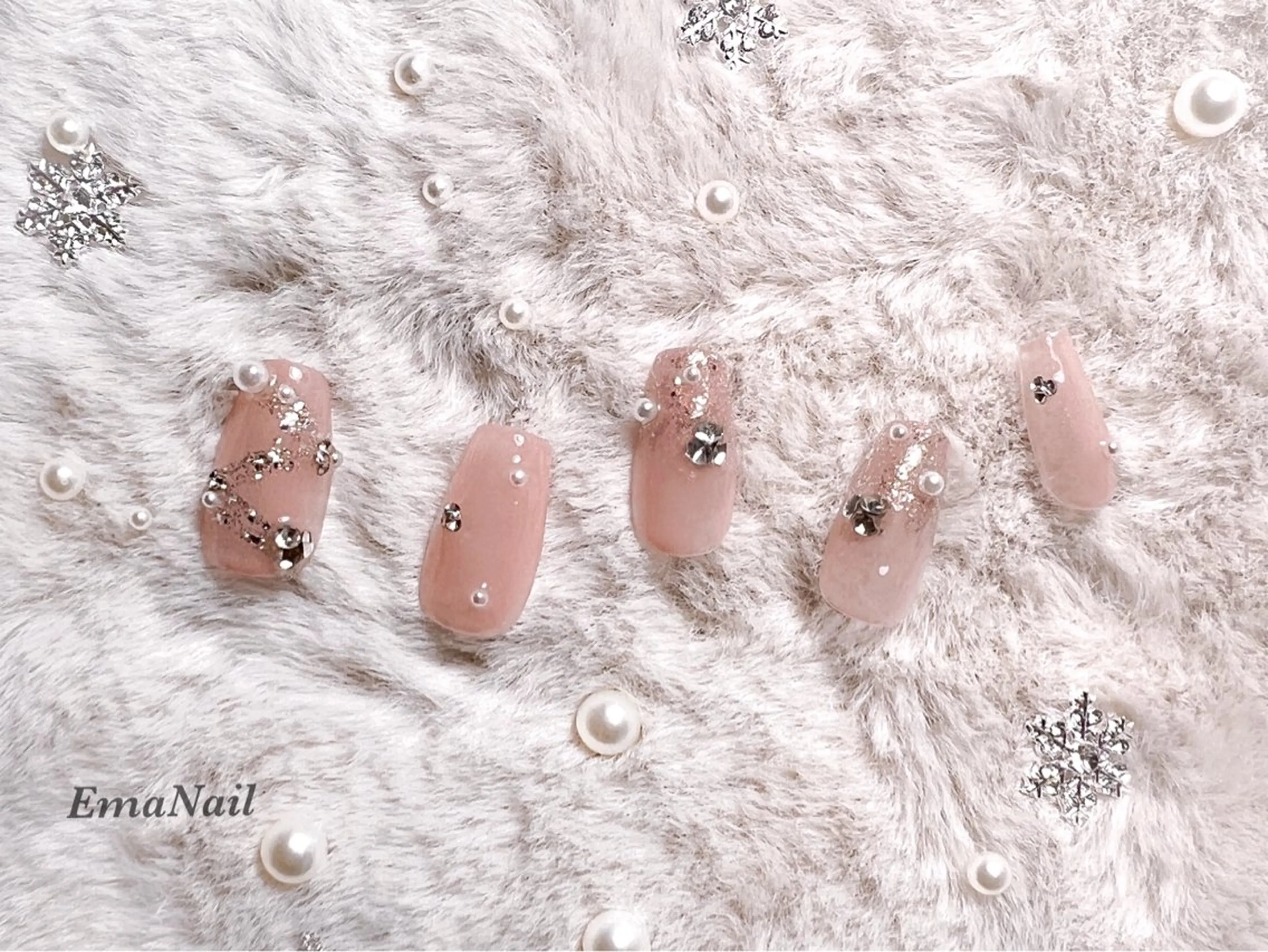 ネイル ワンホンネイル LEFTNAILS フィルインニュアンスのネイルデザイン