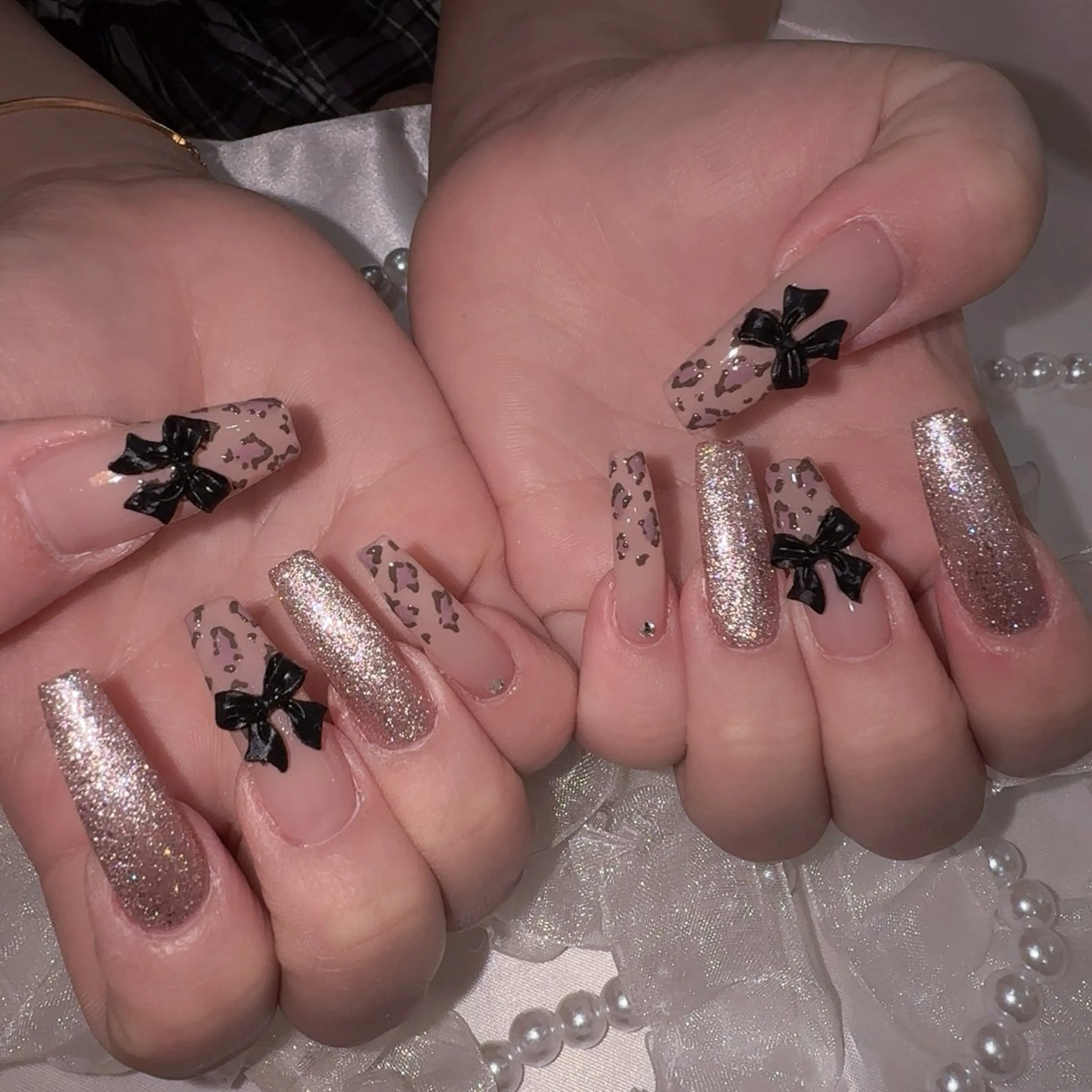 ネイル アートネイル オーロラネイル 長さ出し ジェルネイル キラキラネイル ハンドネイル HanaAoyama所属・HanaAoyama RINAのネイルデザイン