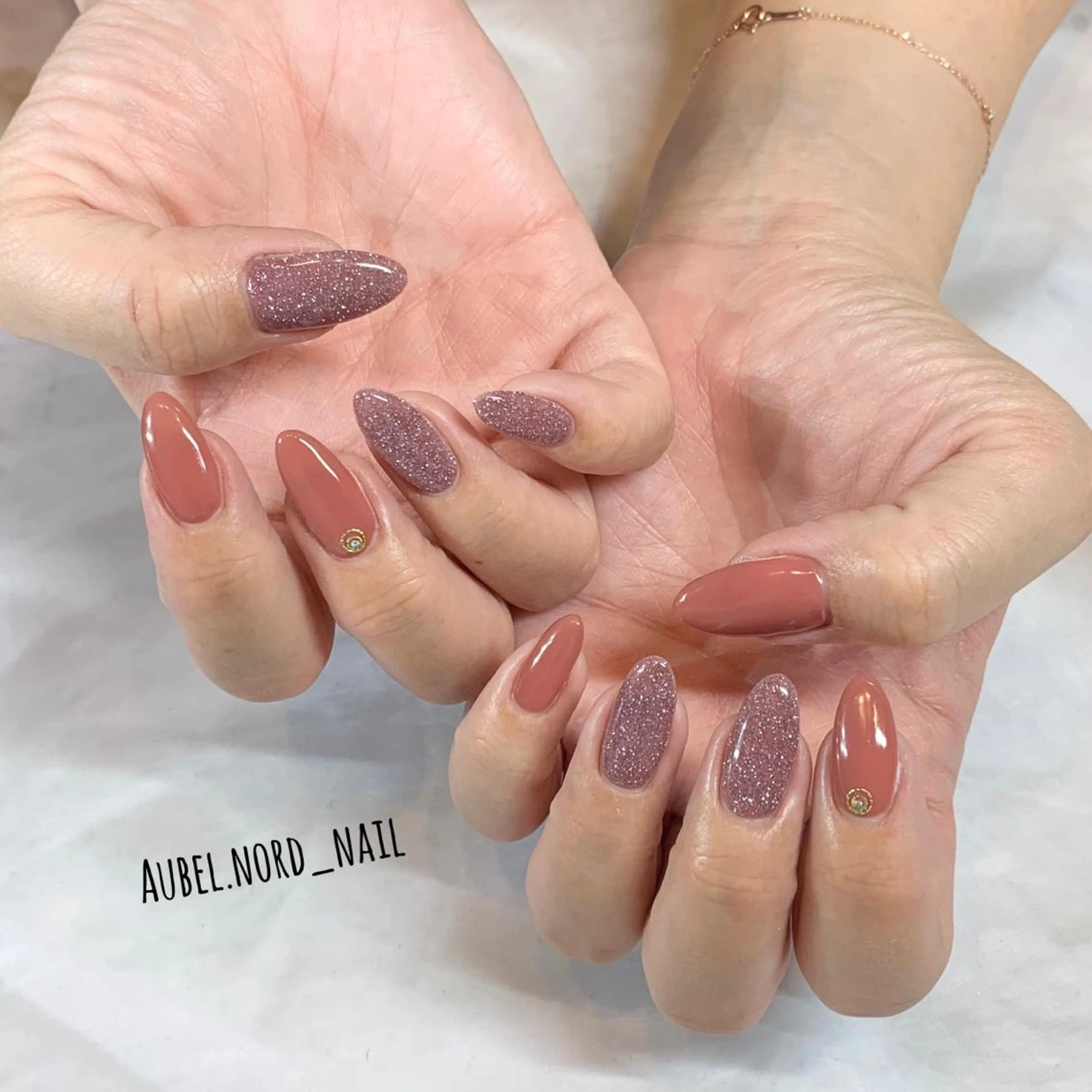 ネイル フラッシュネイル ラメ(グリッター) Aubel.nord_nail所属・Aubel.nord オーベルノールのネイルデザイン