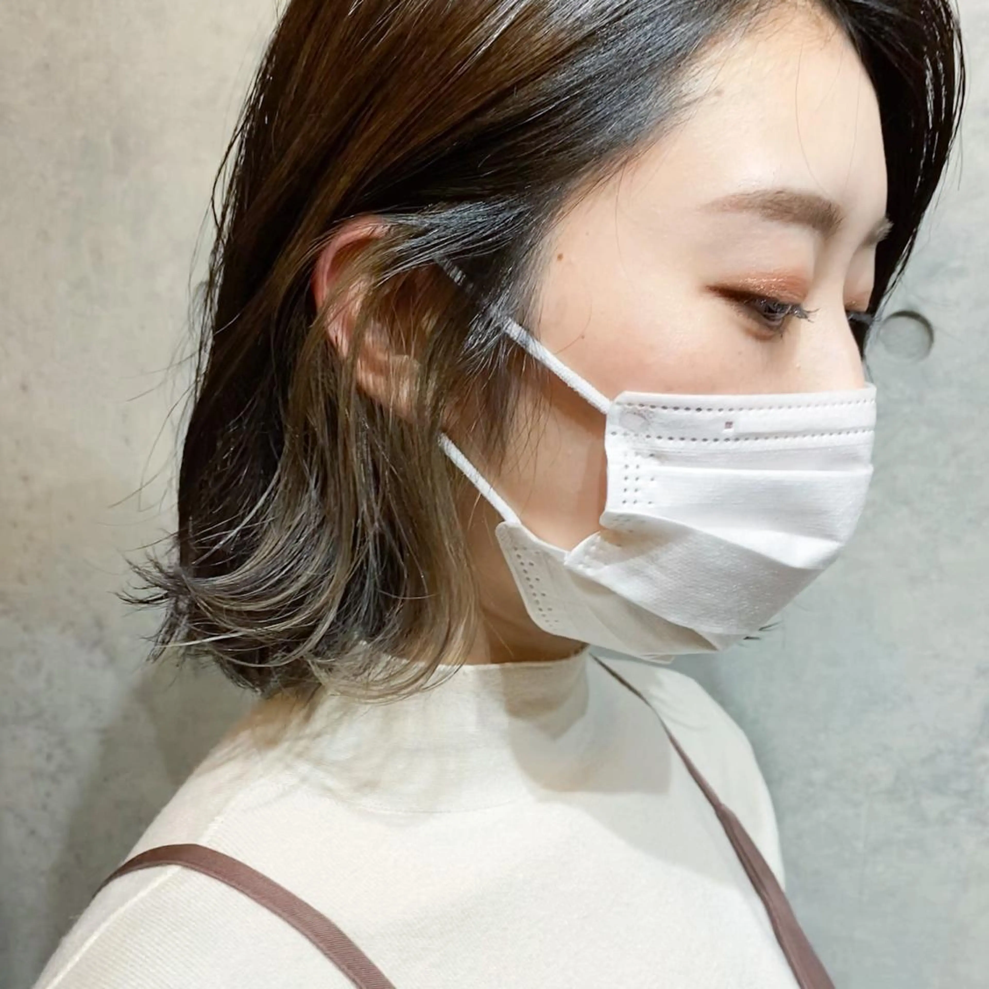 ショート カラー 艶髪ブリーチ 永井竜也のヘアスタイル