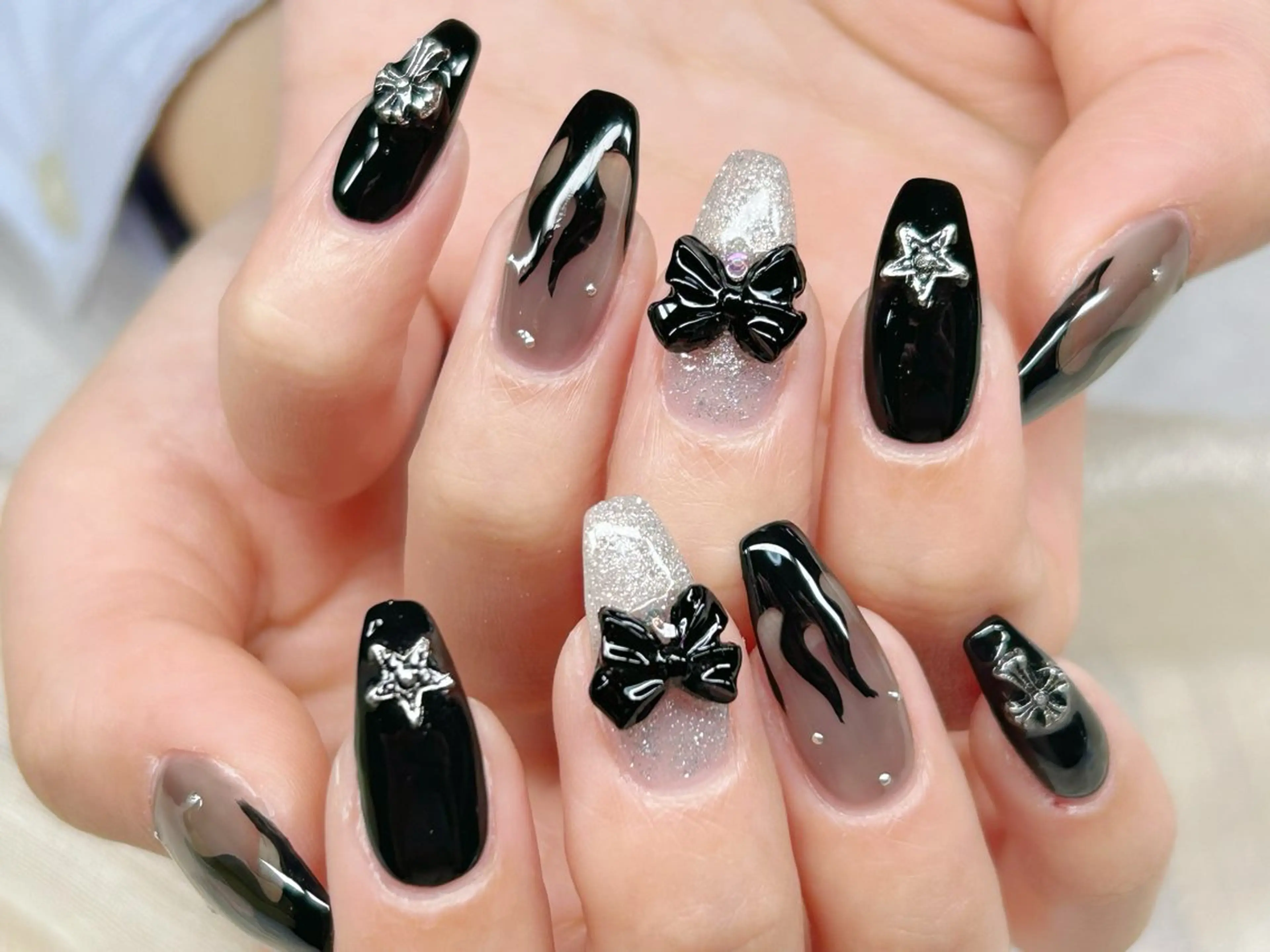 ネイル アートネイル チークネイル 成人式 入学式 長さ出し ハンドネイル Lino Nailのネイルデザイン