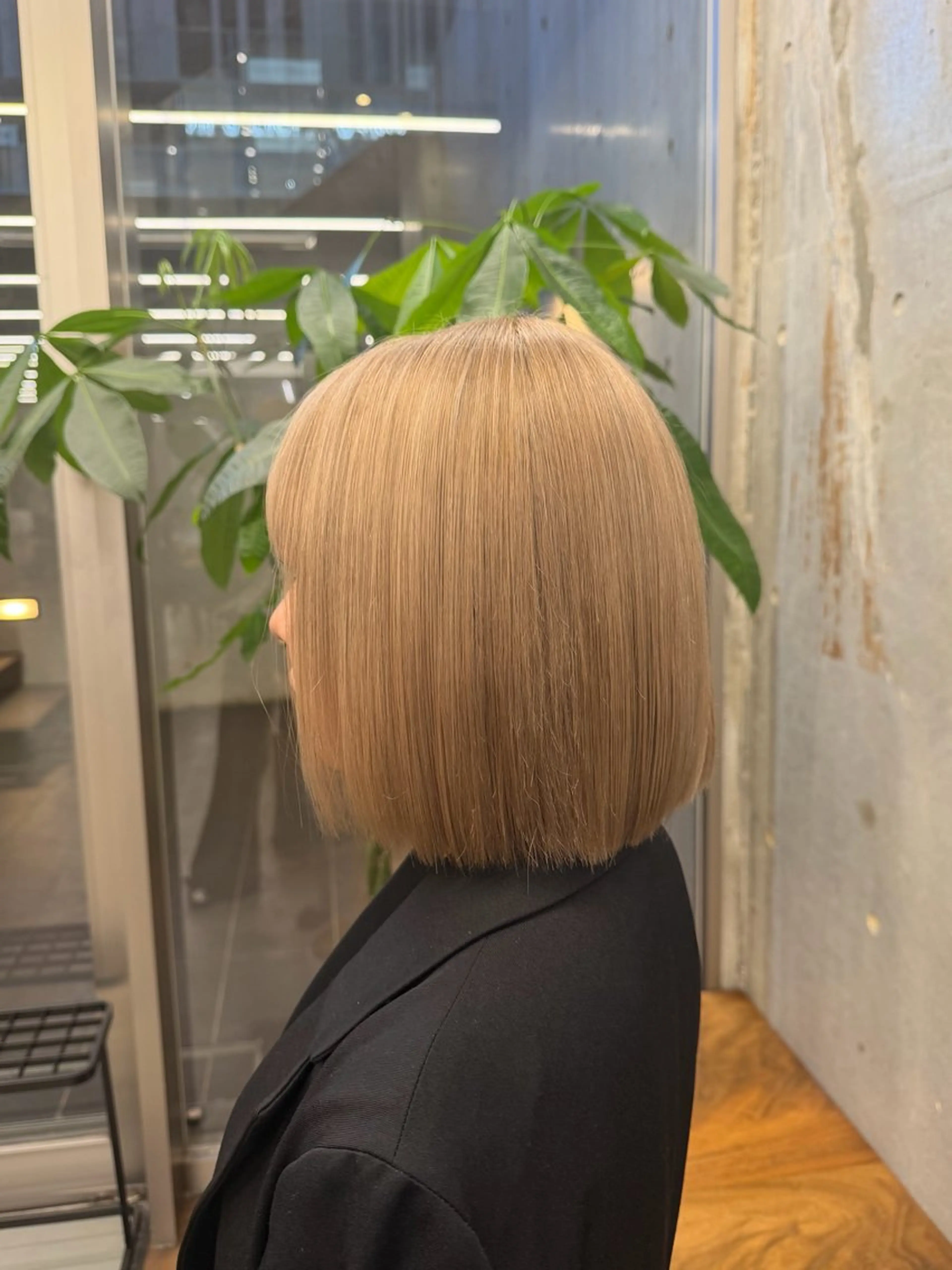 ショート ヘアカラー トリートメント ハイトーン×デザイン 似合わせ/Yoheiのヘアスタイル