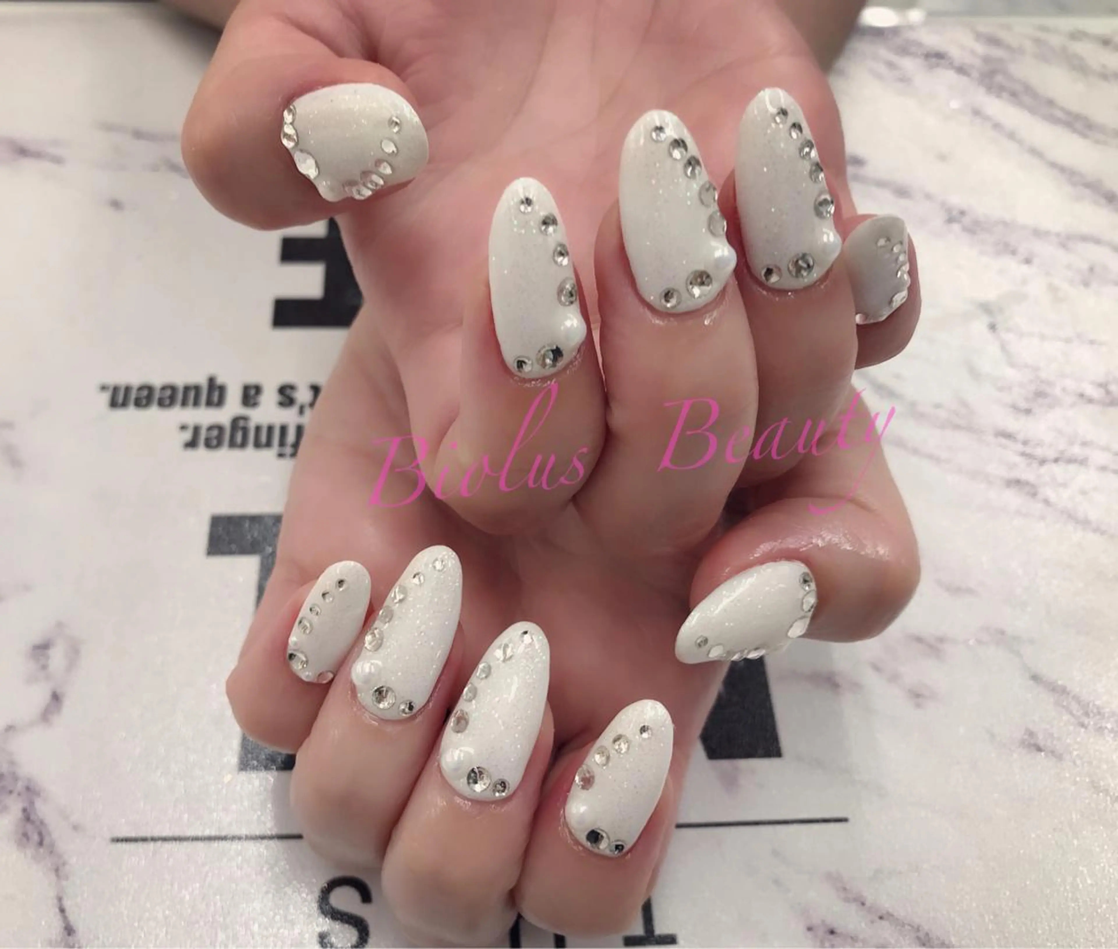 ネイル スカルプネイル ストーンネイル vimore ネイルサロンのネイルデザイン