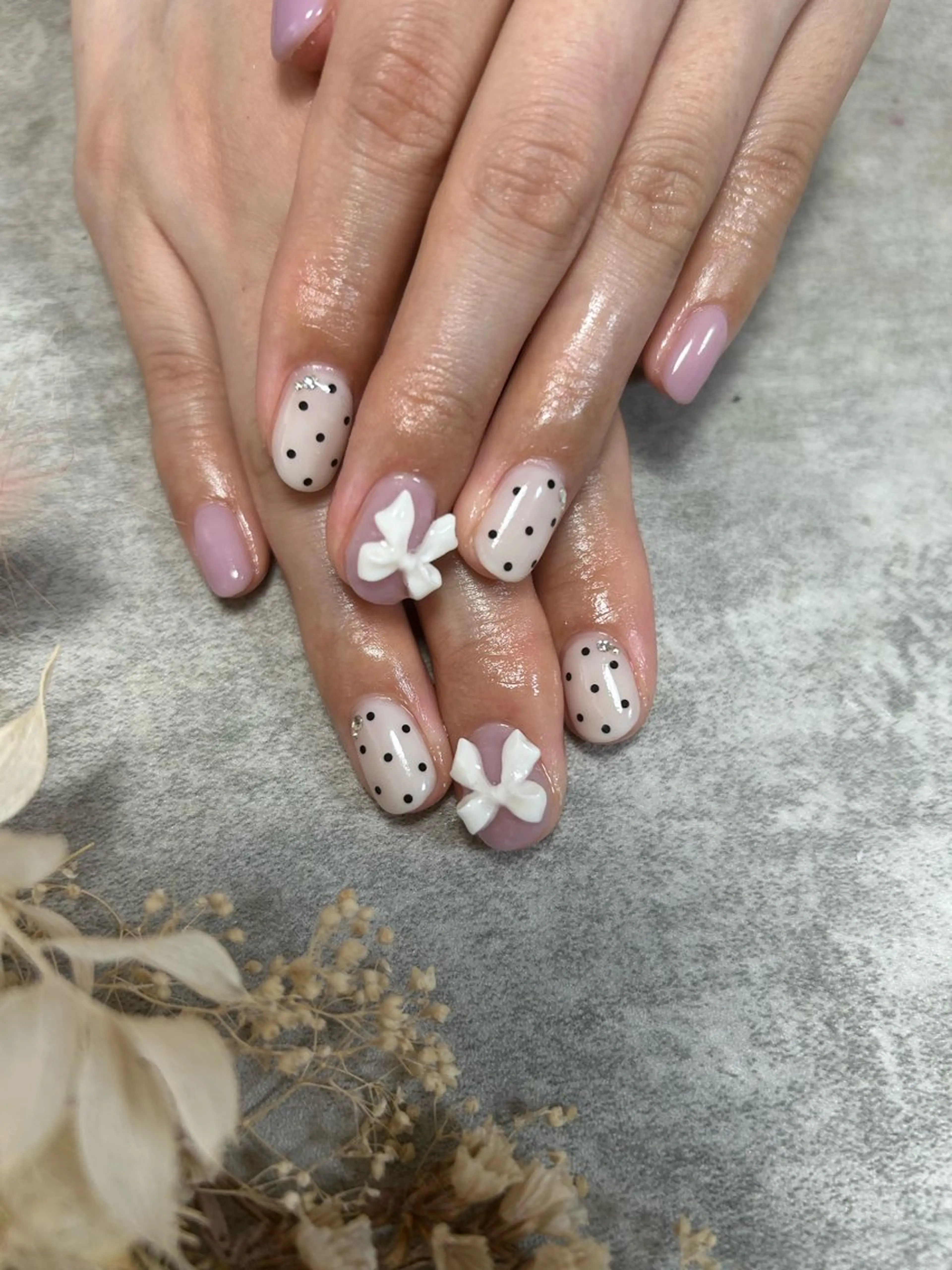 ネイル リボン M`sプライベートサロン所属・Ｍ`s プライベートサロンのネイルデザイン