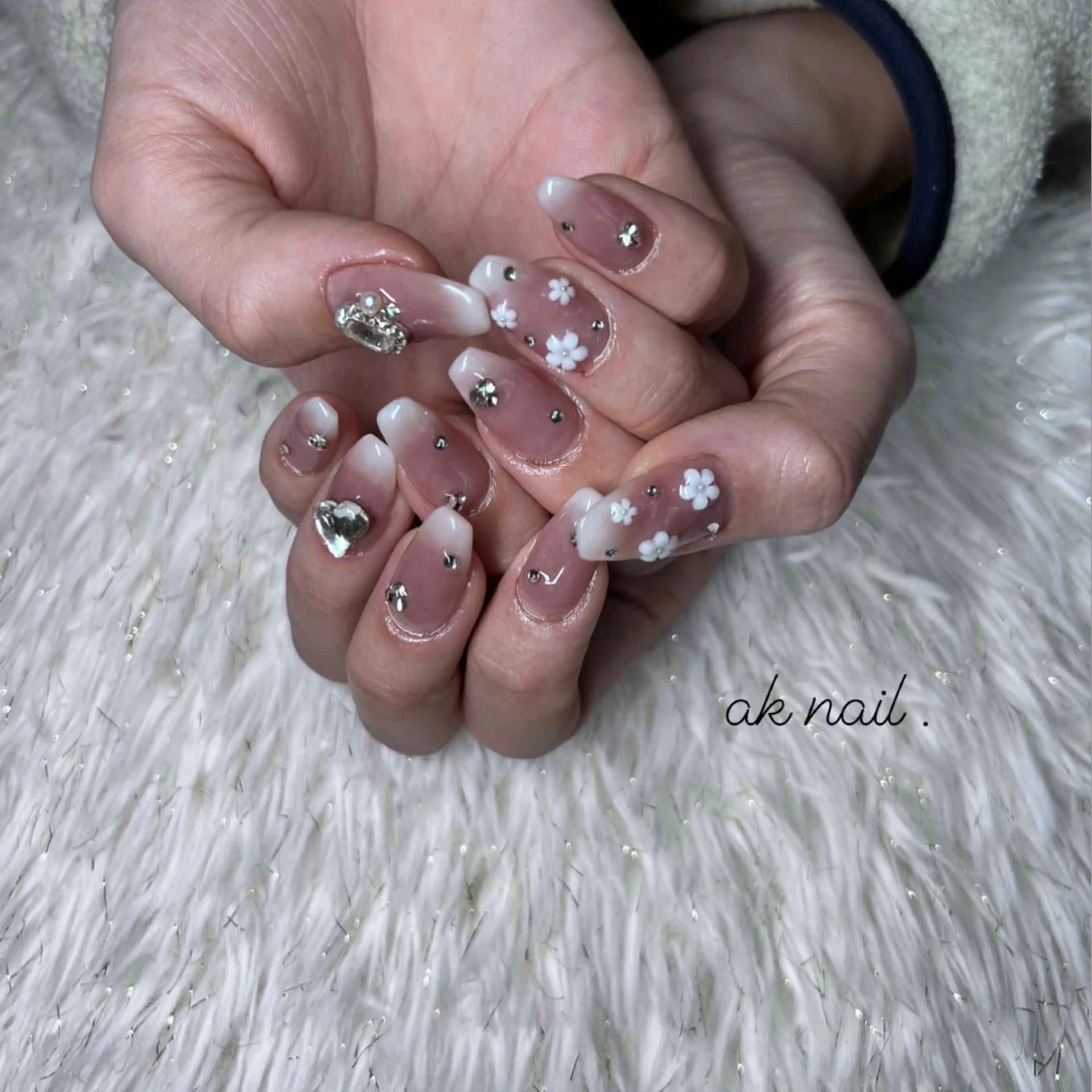 ミディアム ネイル 韓国風ヘア 韓国ネイル ak nail .のネイルデザイン