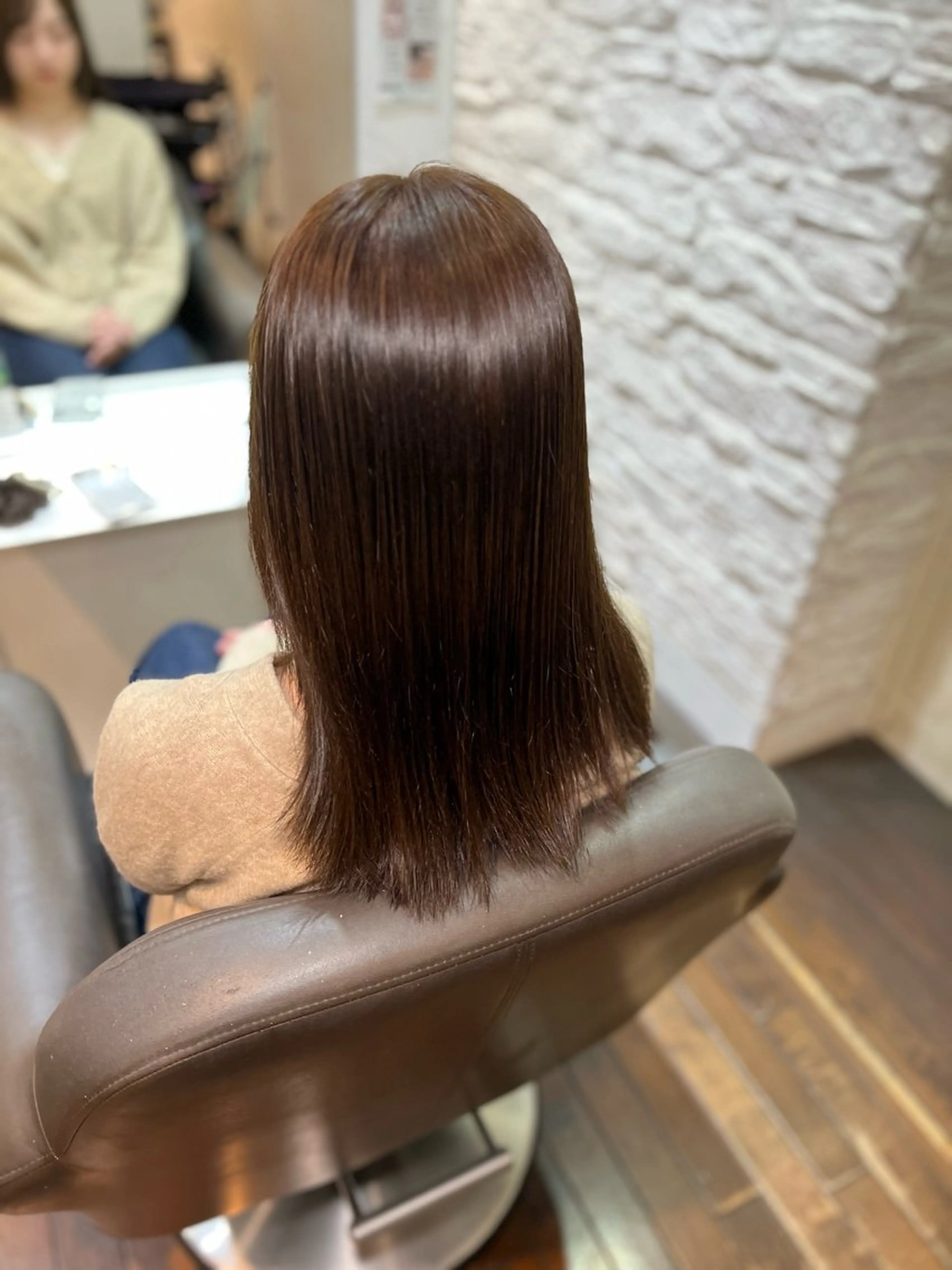 カラー ベージュカラー オリーブベージュ 梅田 ダブルカラー 大畑 蒼空のヘアスタイル