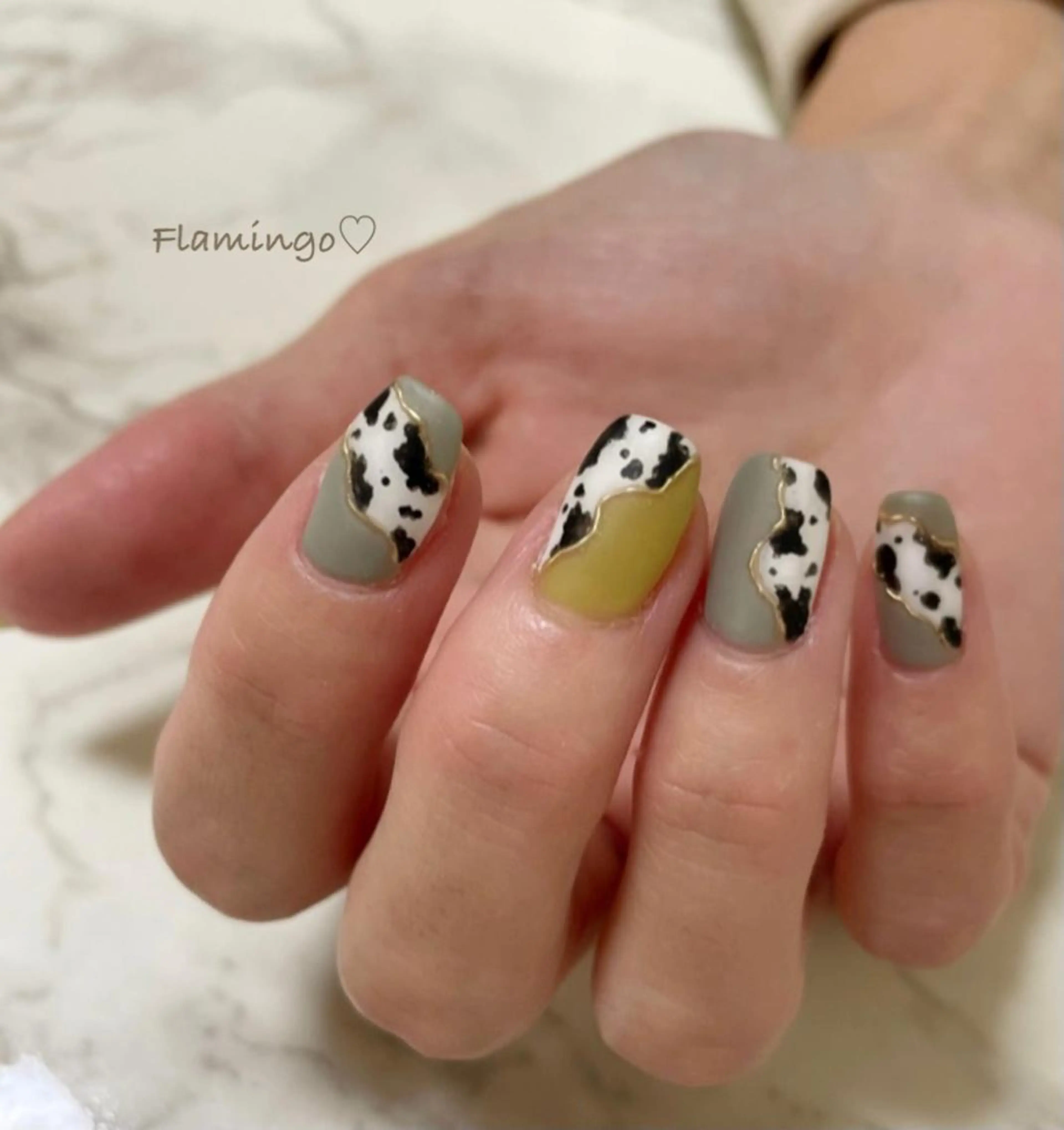 ネイル ジェルネイル マットネイル ミラーネイル シンプル／上品／爪育 ☺︎Flamingoのネイルデザイン