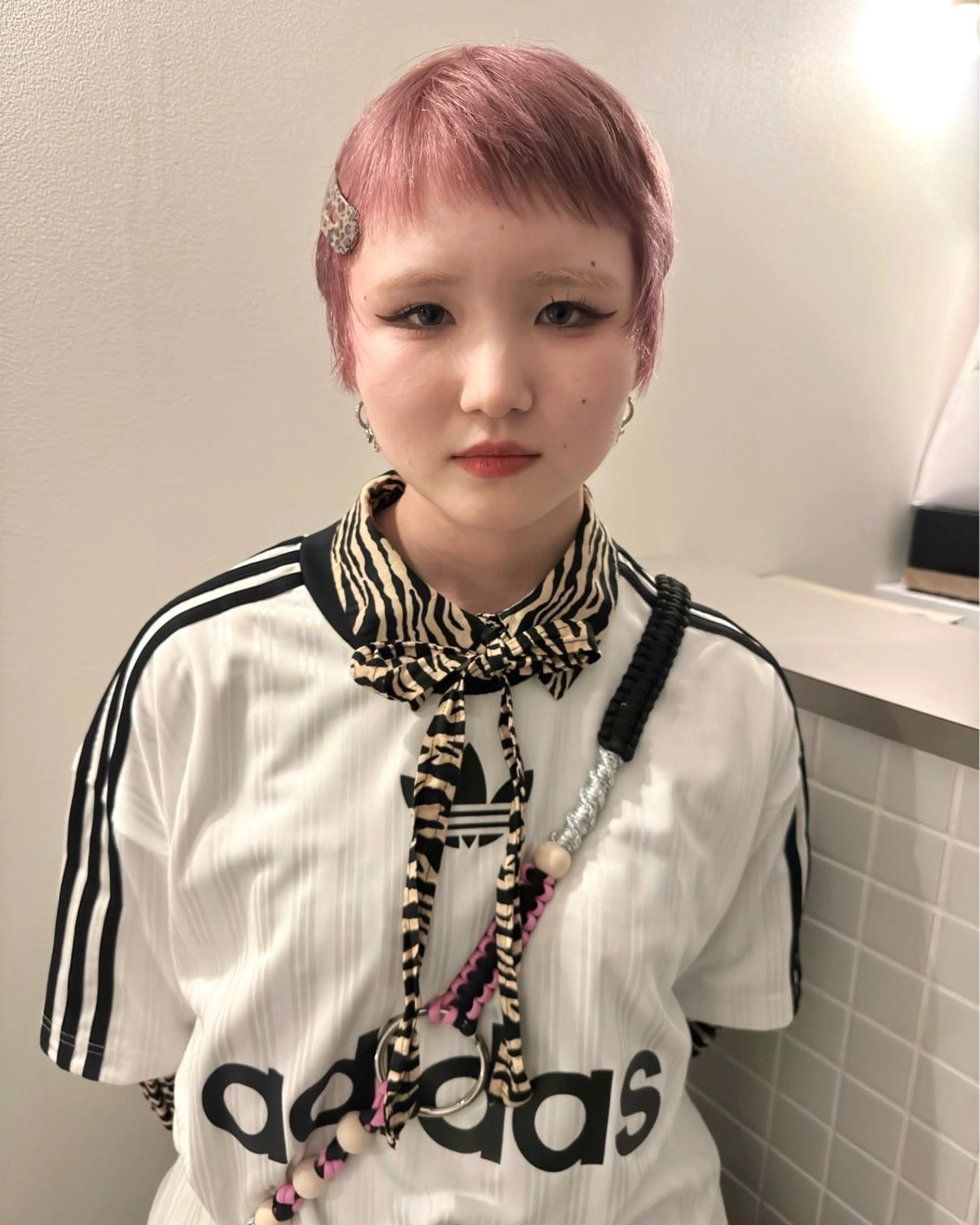 ショート カラー ハイトーンカラー 似合わせカット カット ヘアカラー トリートメント ブリーチ/似合わせ Kaito🦕/栄のヘアスタイル