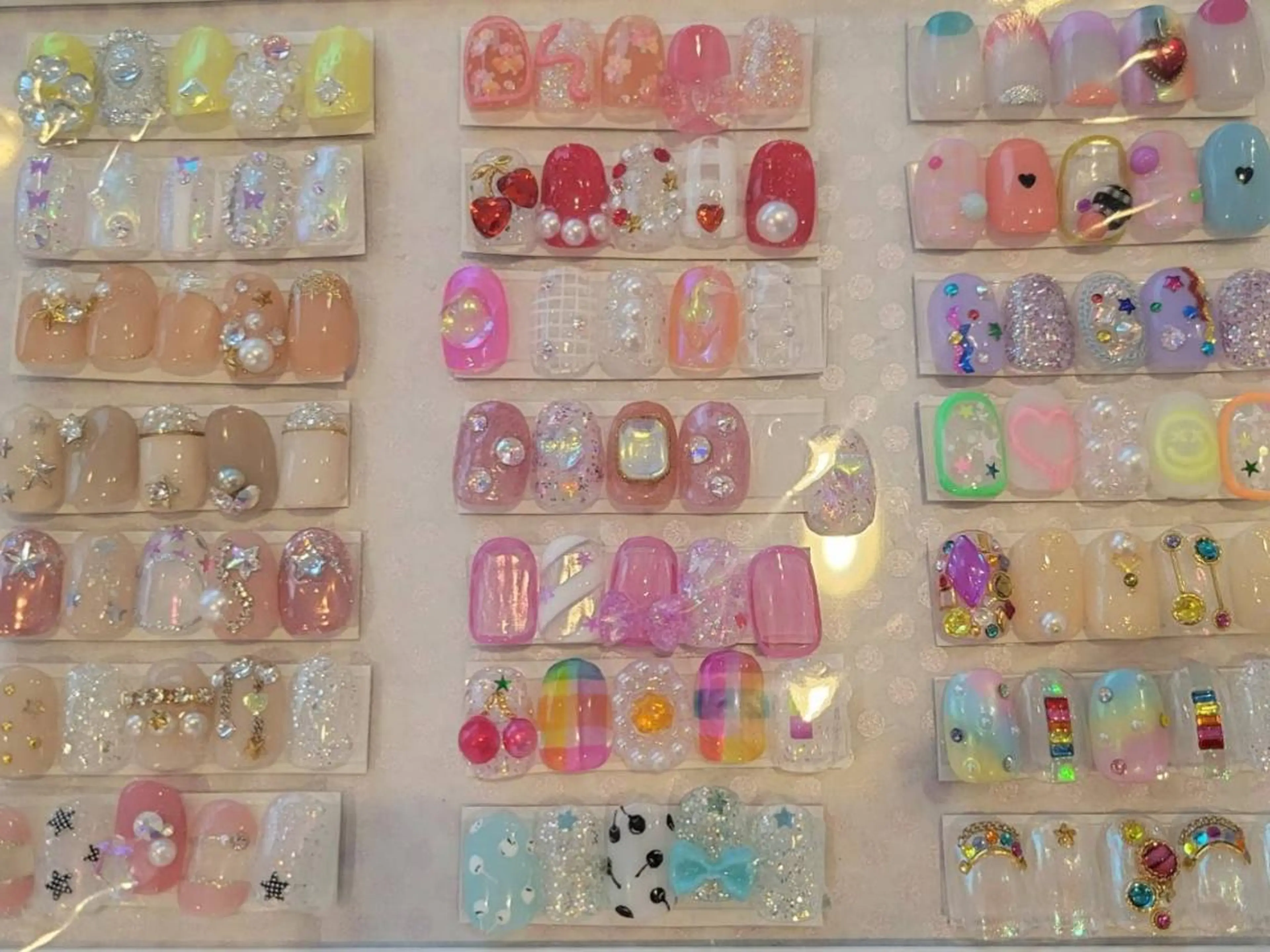 ネイル 🤍POP可愛い🧸 Menailのネイルデザイン