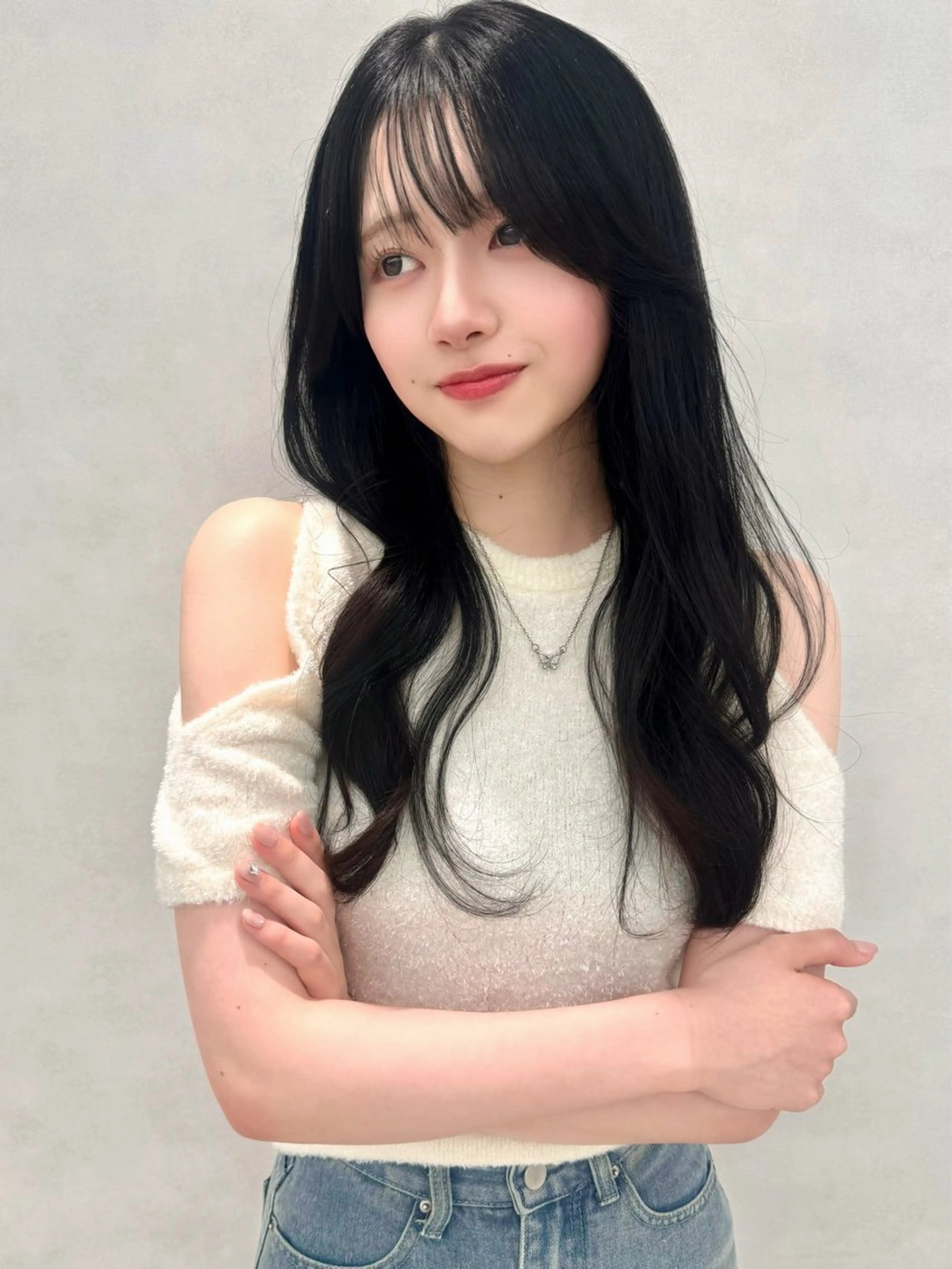 セミロング 縮毛矯正 🇰🇷韓国ヘア🤍 副店長/栗田のヘアスタイル