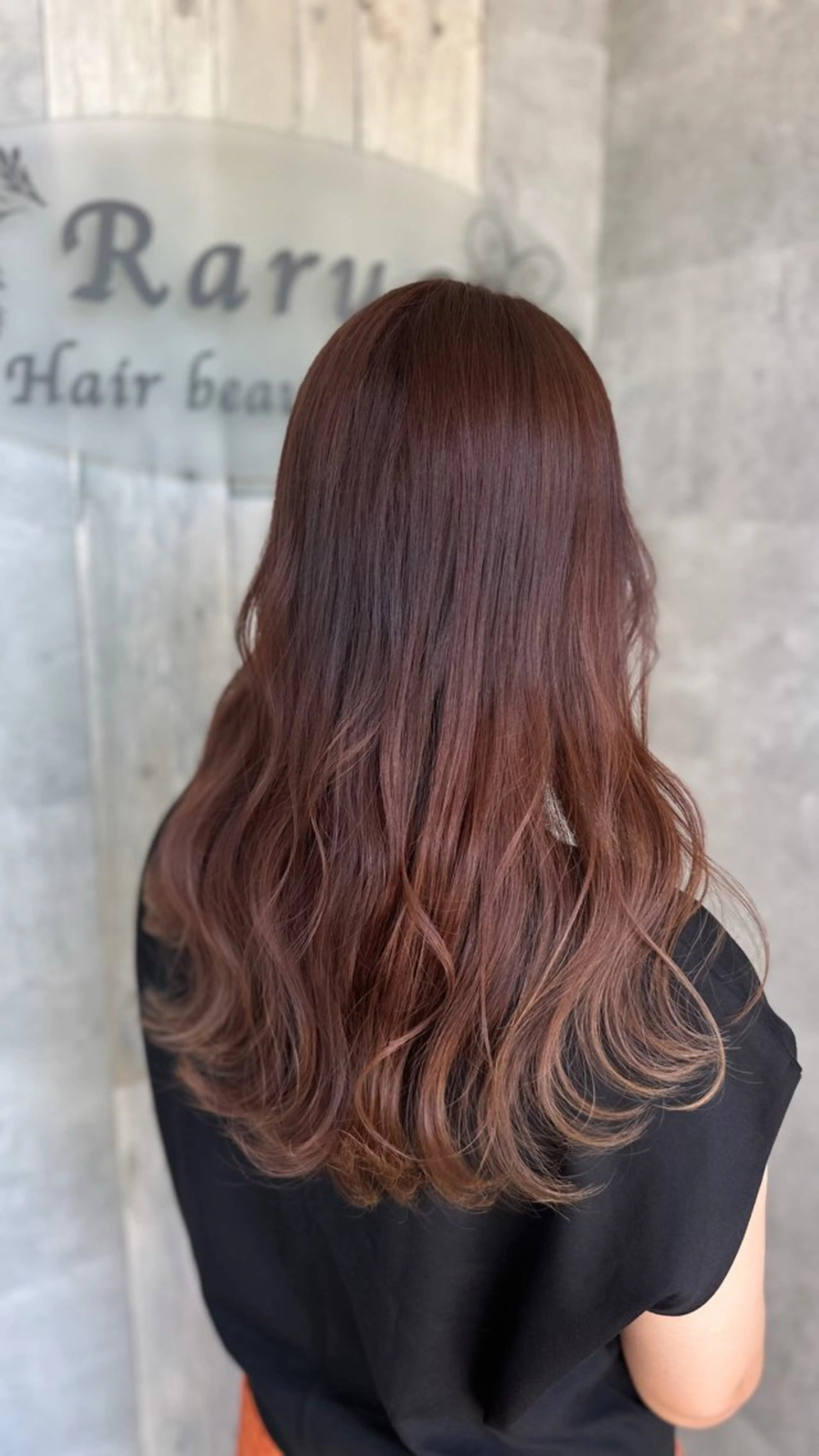 セミロング ヘアカラー ラルガ下曽根所属・な 茶のヘアスタイル