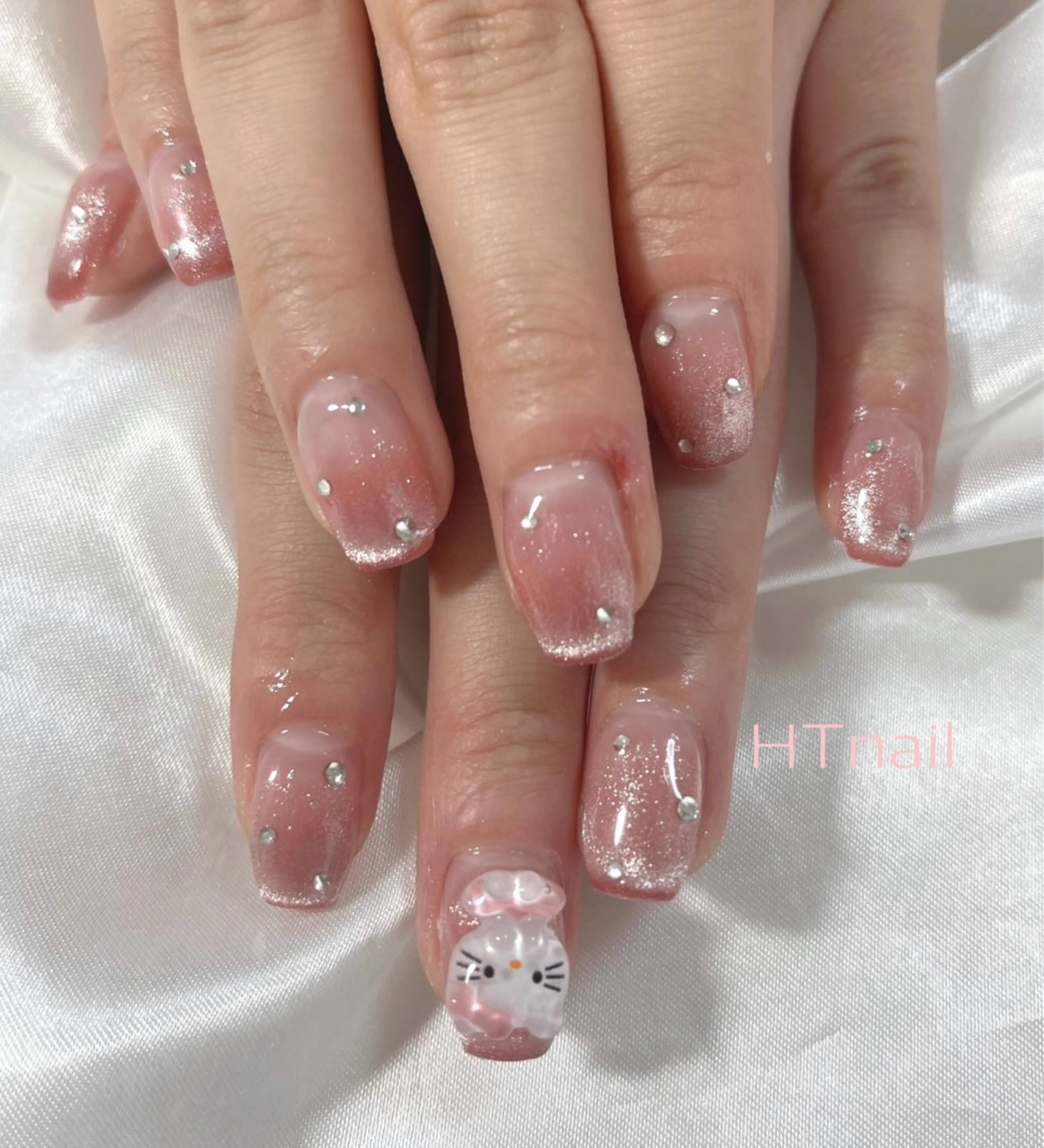 ネイル HT♡nail所属・mimi ♡のネイルデザイン