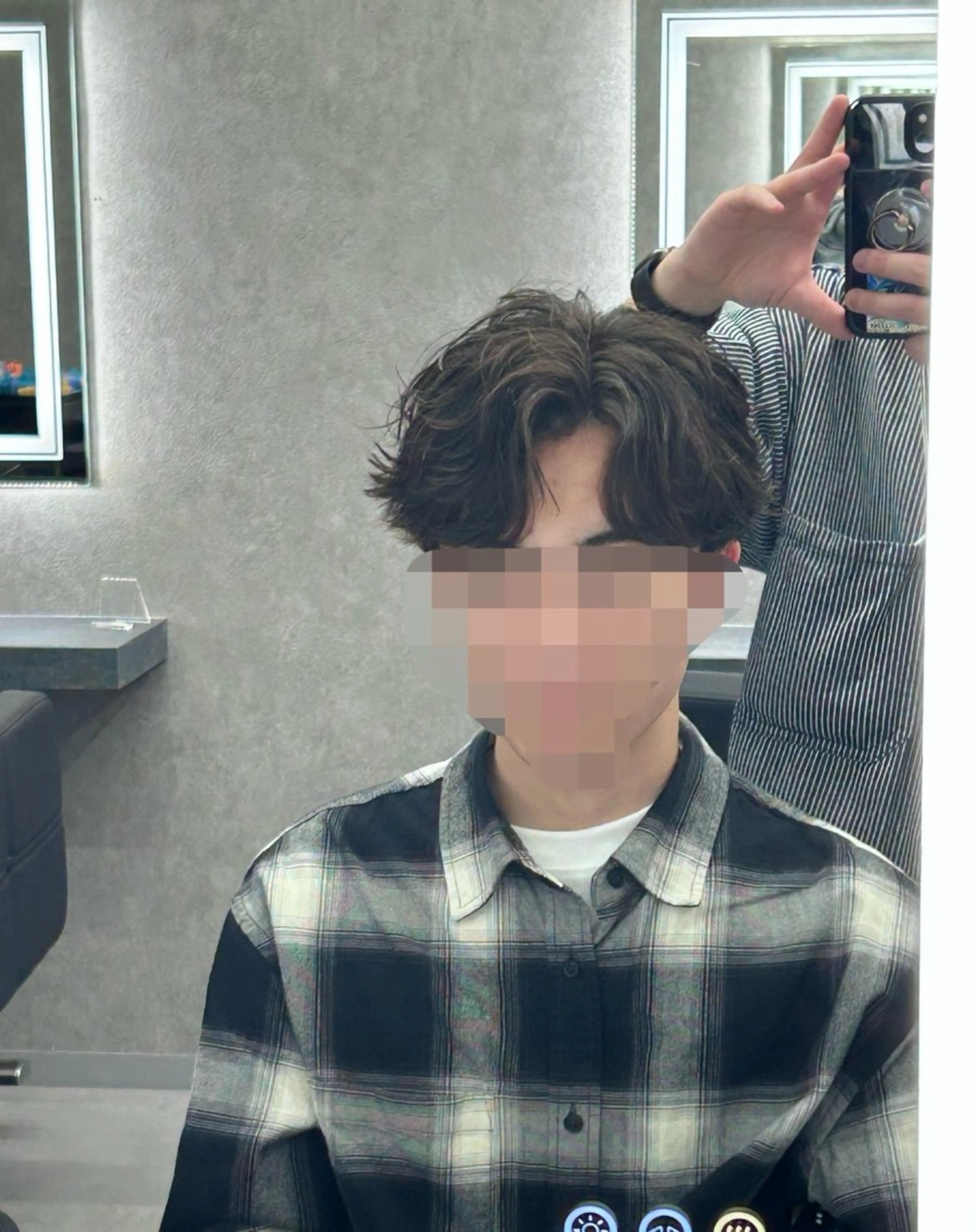 ショート カラー パーマ メンズ フェザーパーマ メンズパーマ カット お客様満足度NO.1 /メンズヘアYUTAのヘアスタイル