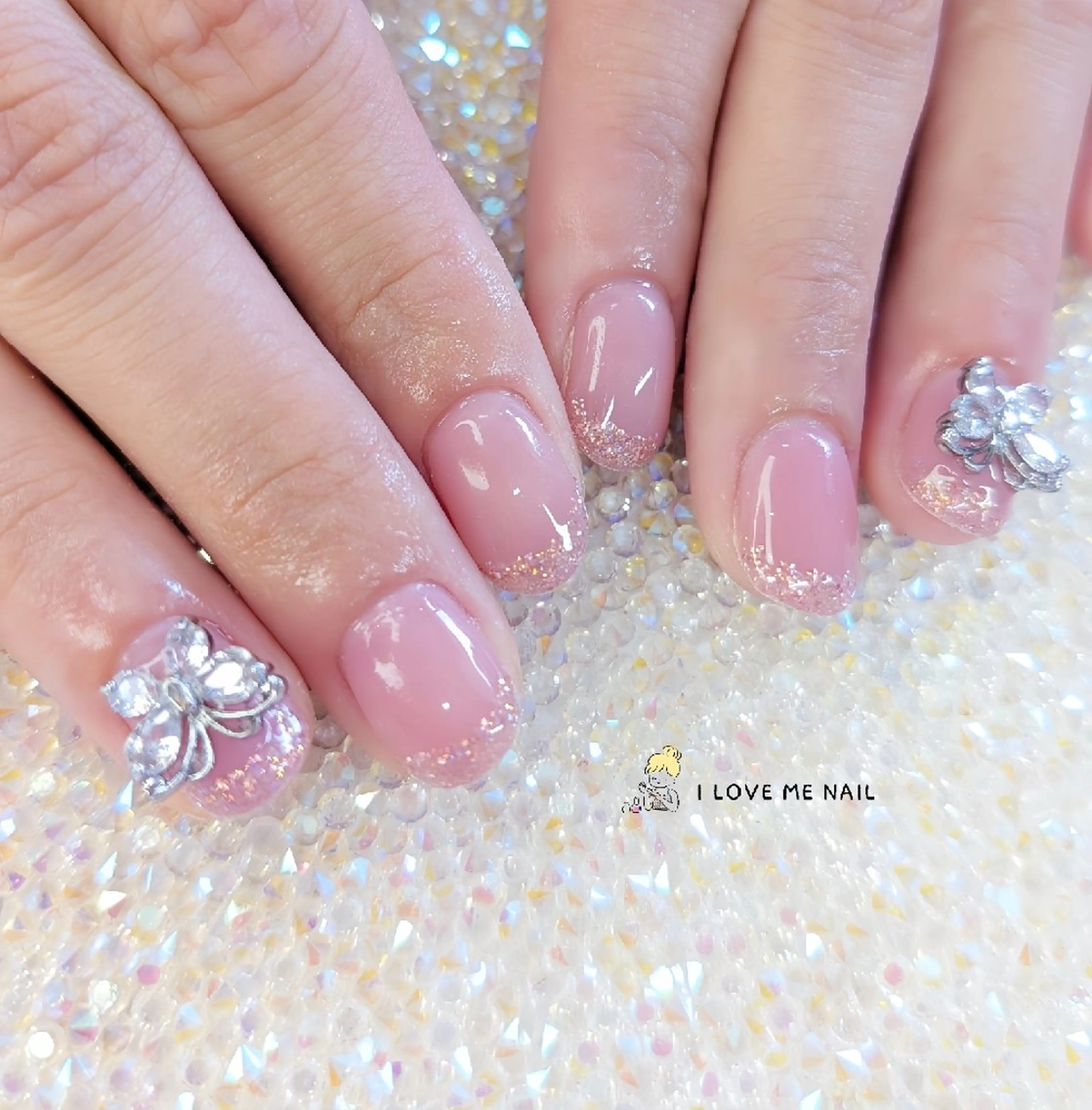 ネイル 長さ出し ハート 韓国ネイル マグネットネイル ニュアンスネイル ハンドネイル I LOVE ME  NAIL.｡.:*♡のネイルデザイン
