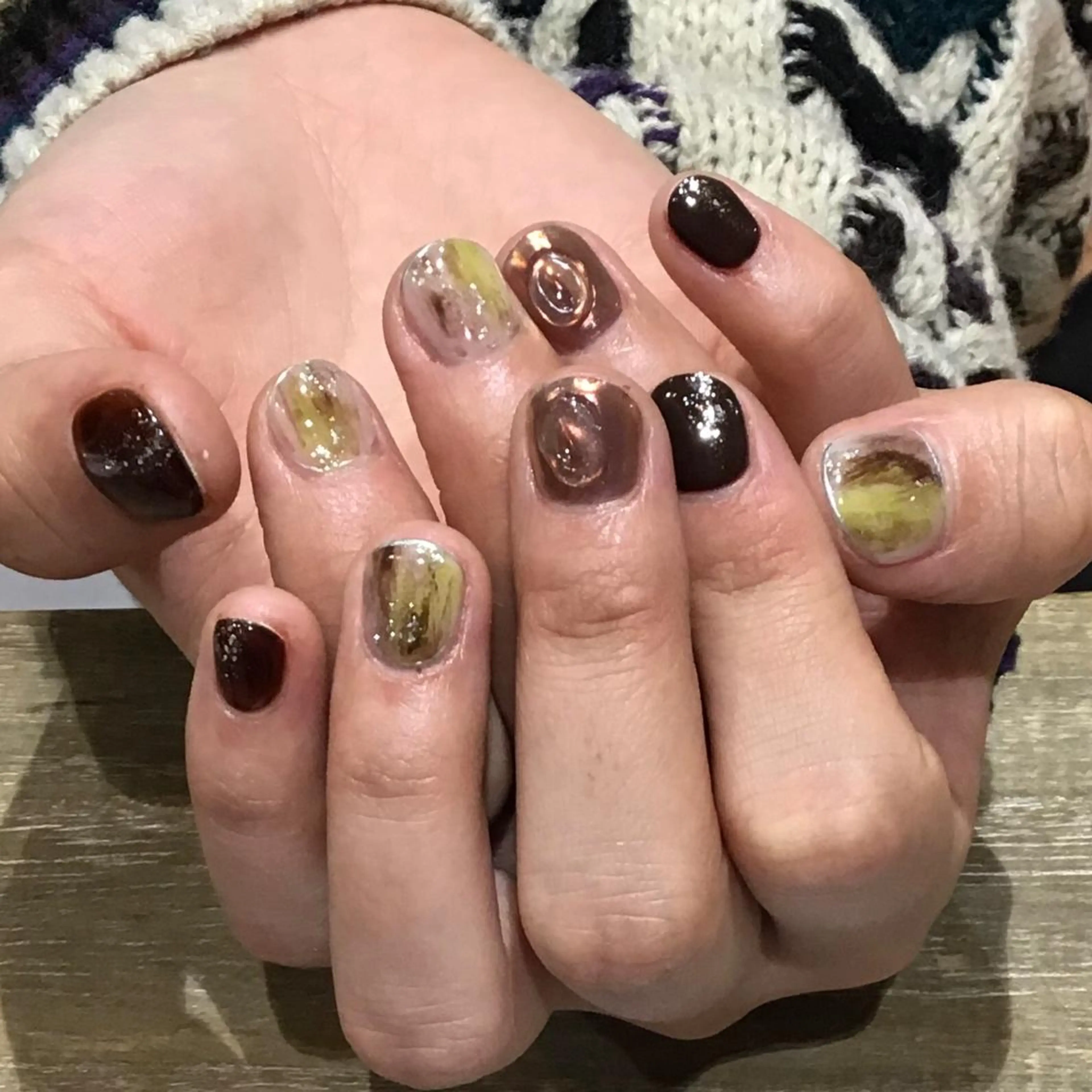 ネイル ハンドネイル Nest 三田のマツエク・マツパデザイン