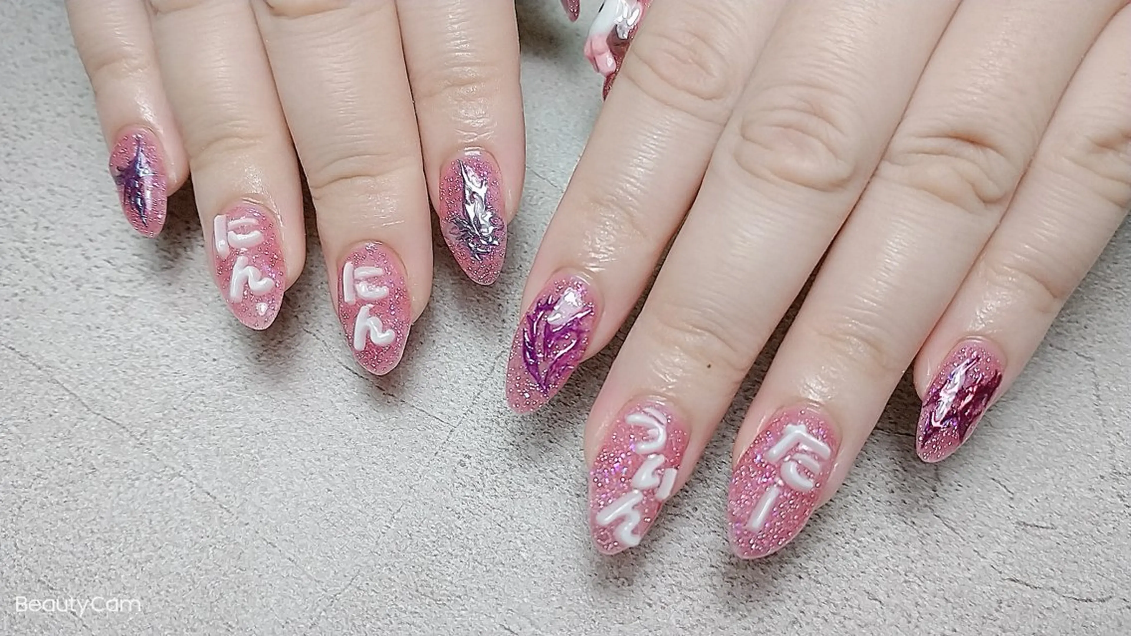 ネイル SYR所属・SYR nail salonのネイルデザイン